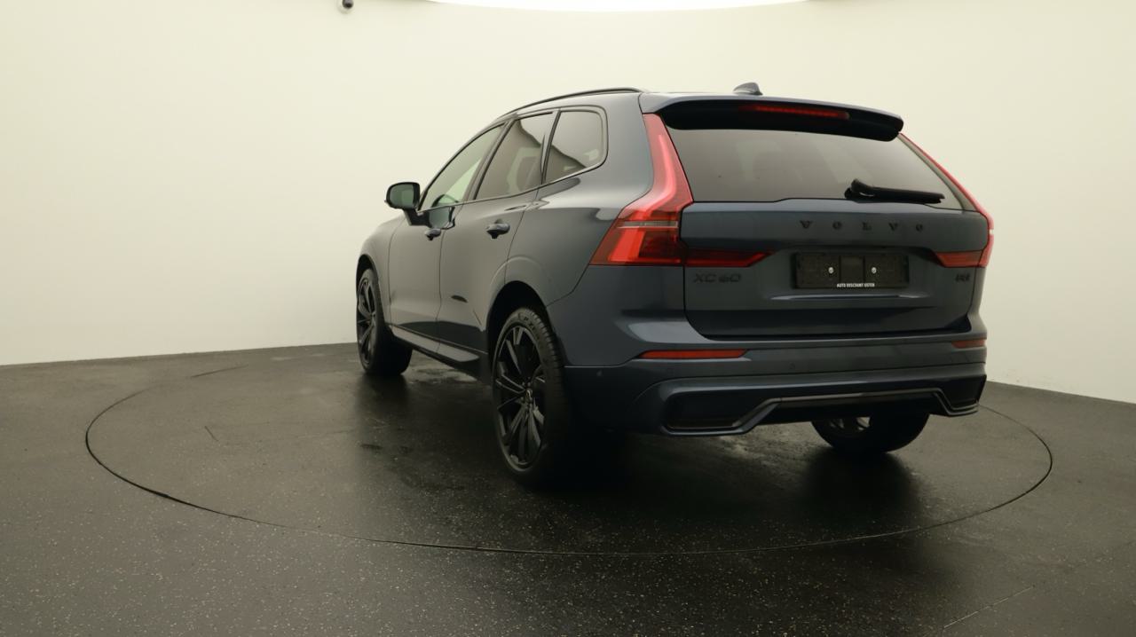 VOLVO XC60 B5 Benzin Mild Hybrid AWD Black Edition Geartronic-showroom-element-3
