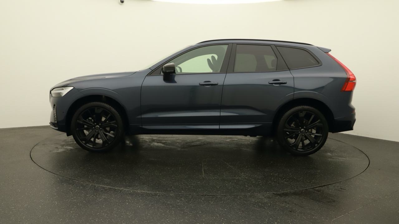 VOLVO XC60 B5 Benzin Mild Hybrid AWD Black Edition Geartronic-showroom-element-1