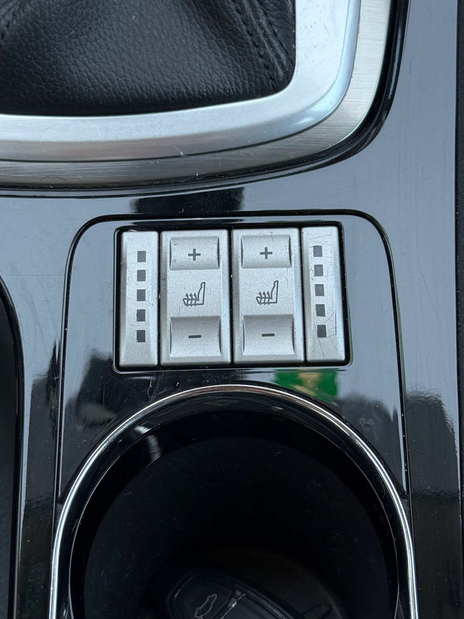FORD Mondeo 2.0 TDCi 16V Carving Automatic / Anhängerkupplung 2'000kg-image-12