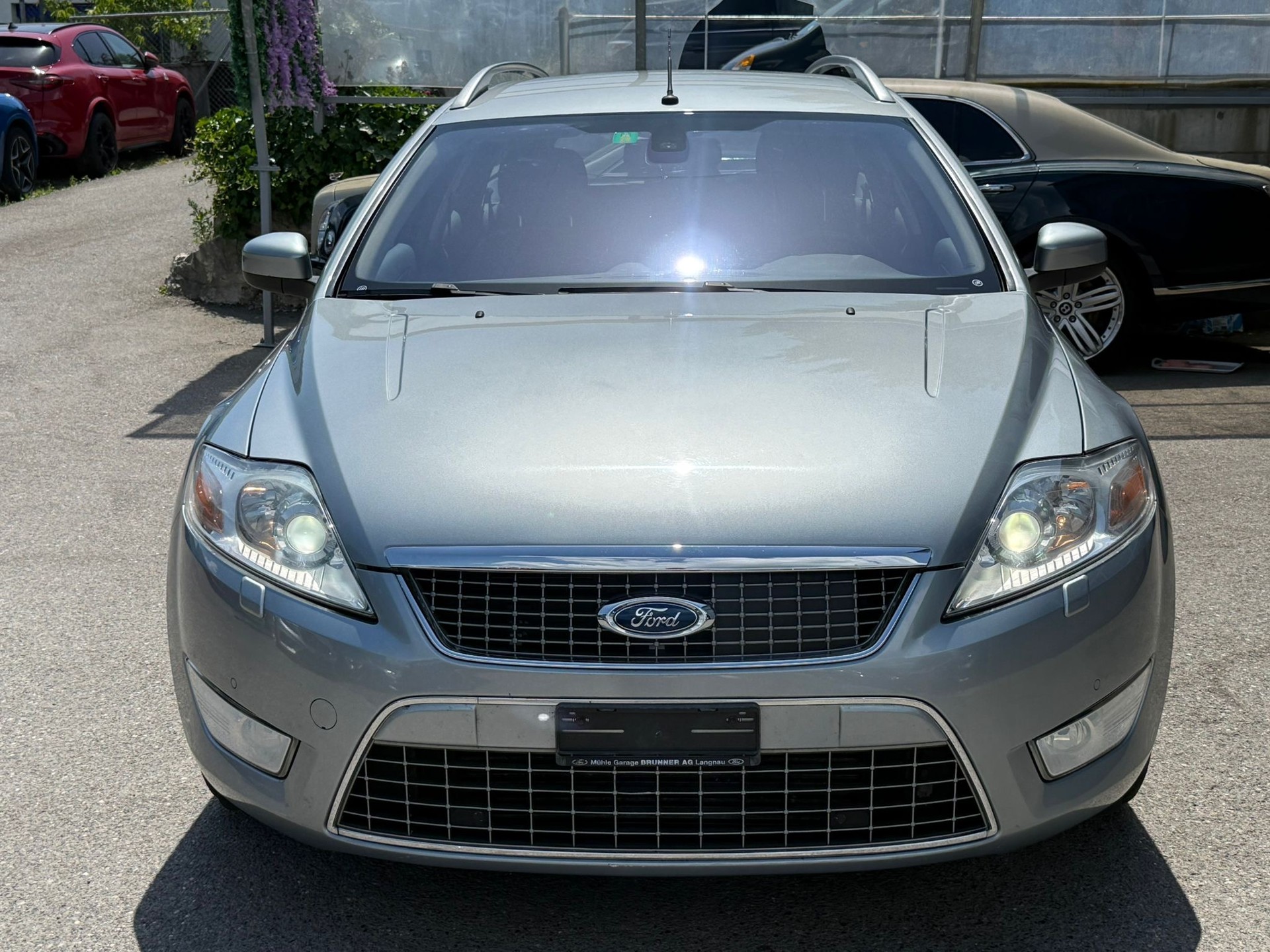 FORD Mondeo 2.0 TDCi 16V Carving Automatic / Anhängerkupplung 2'000kg-showroom-element-2