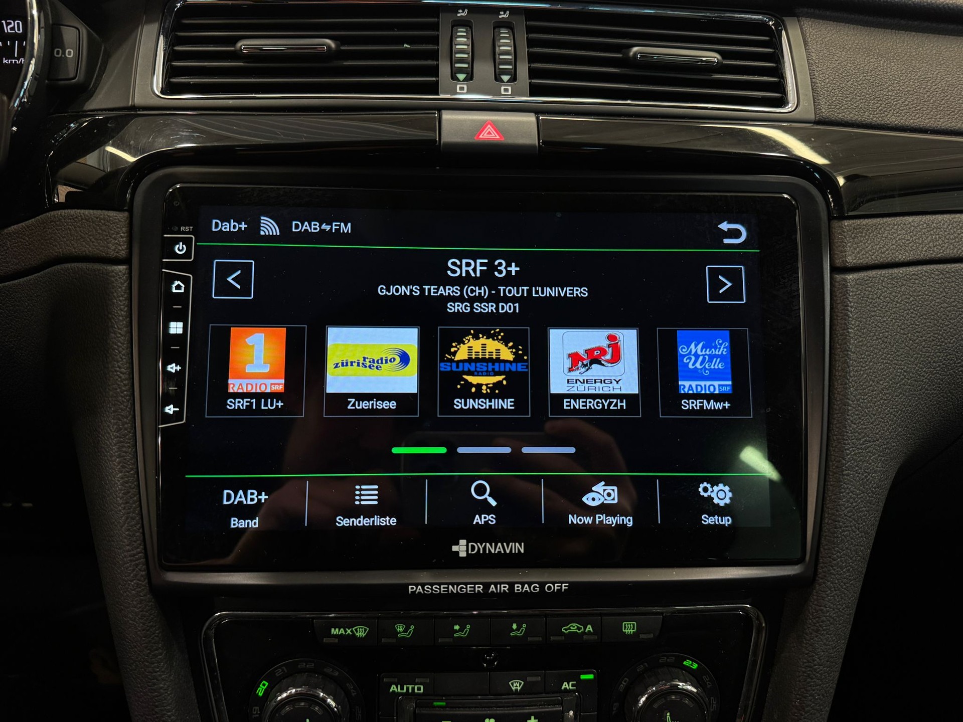 SKODA Superb Combi 2.0 TSI Elegance DSG-image-14