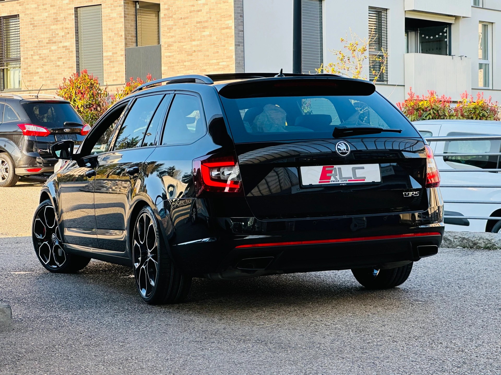 SKODA Octavia Combi 2.0 TSI RS DSG-image-7