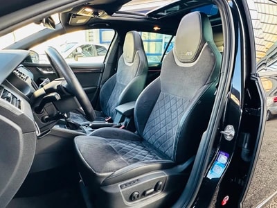 SKODA Octavia Combi 2.0 TSI RS DSG-image-16