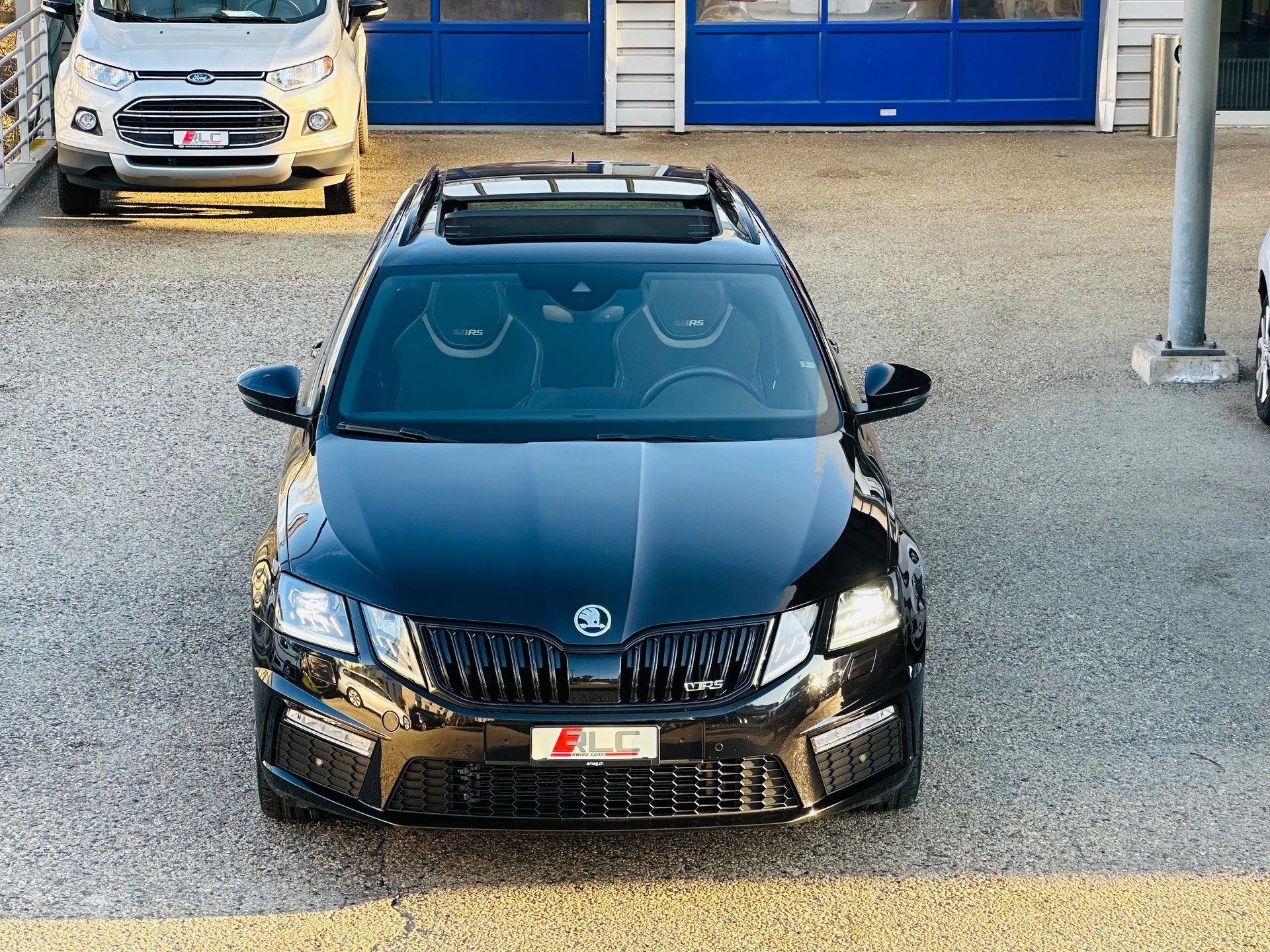 SKODA Octavia Combi 2.0 TSI RS DSG-image-4