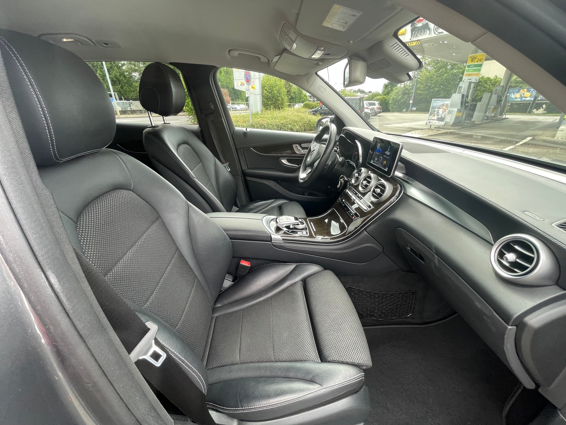 MERCEDES-BENZ GLC 350 e Exclusive 4Matic 7G-Tronic-image-8