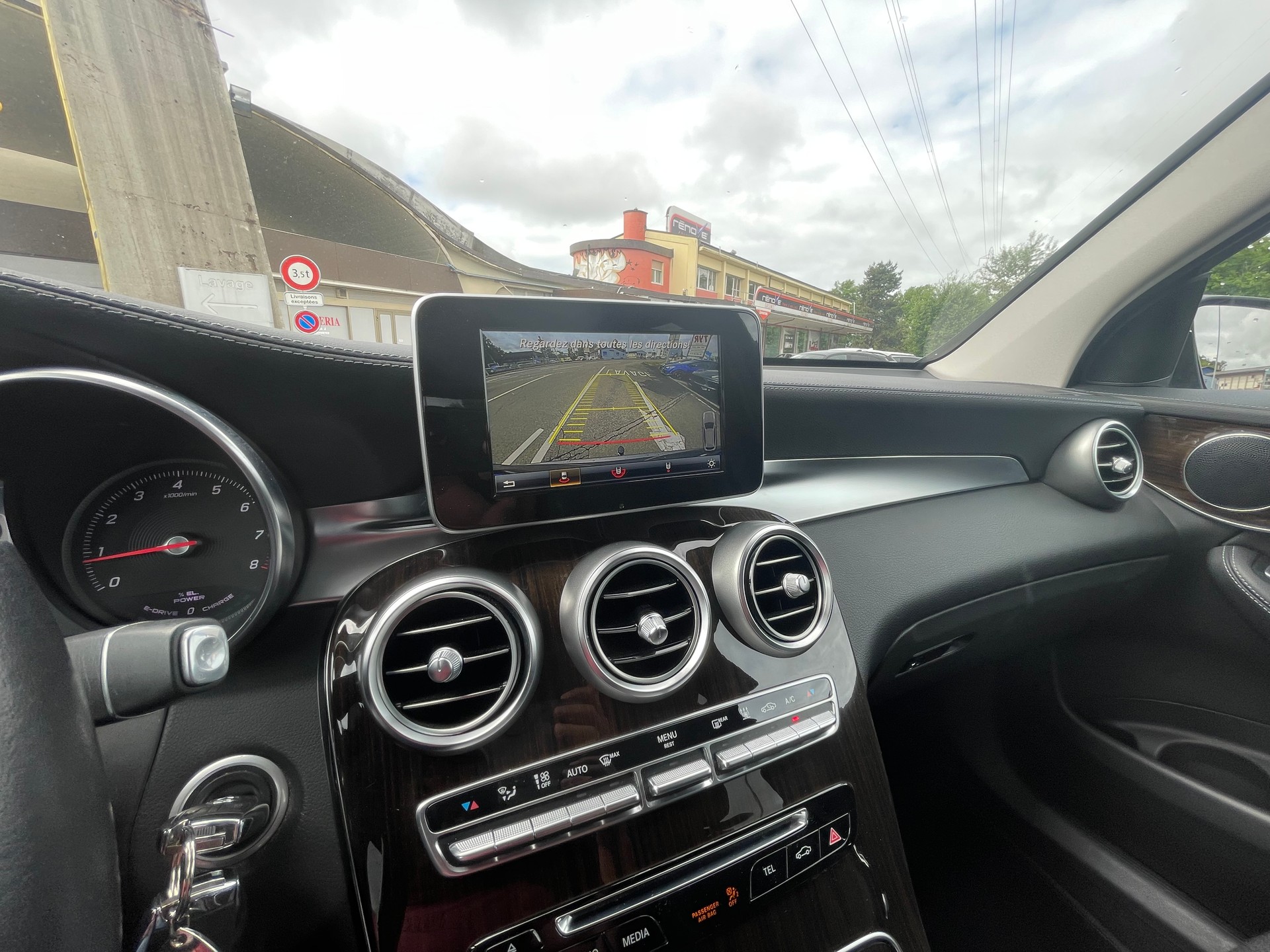 MERCEDES-BENZ GLC 350 e Exclusive 4Matic 7G-Tronic-image-10