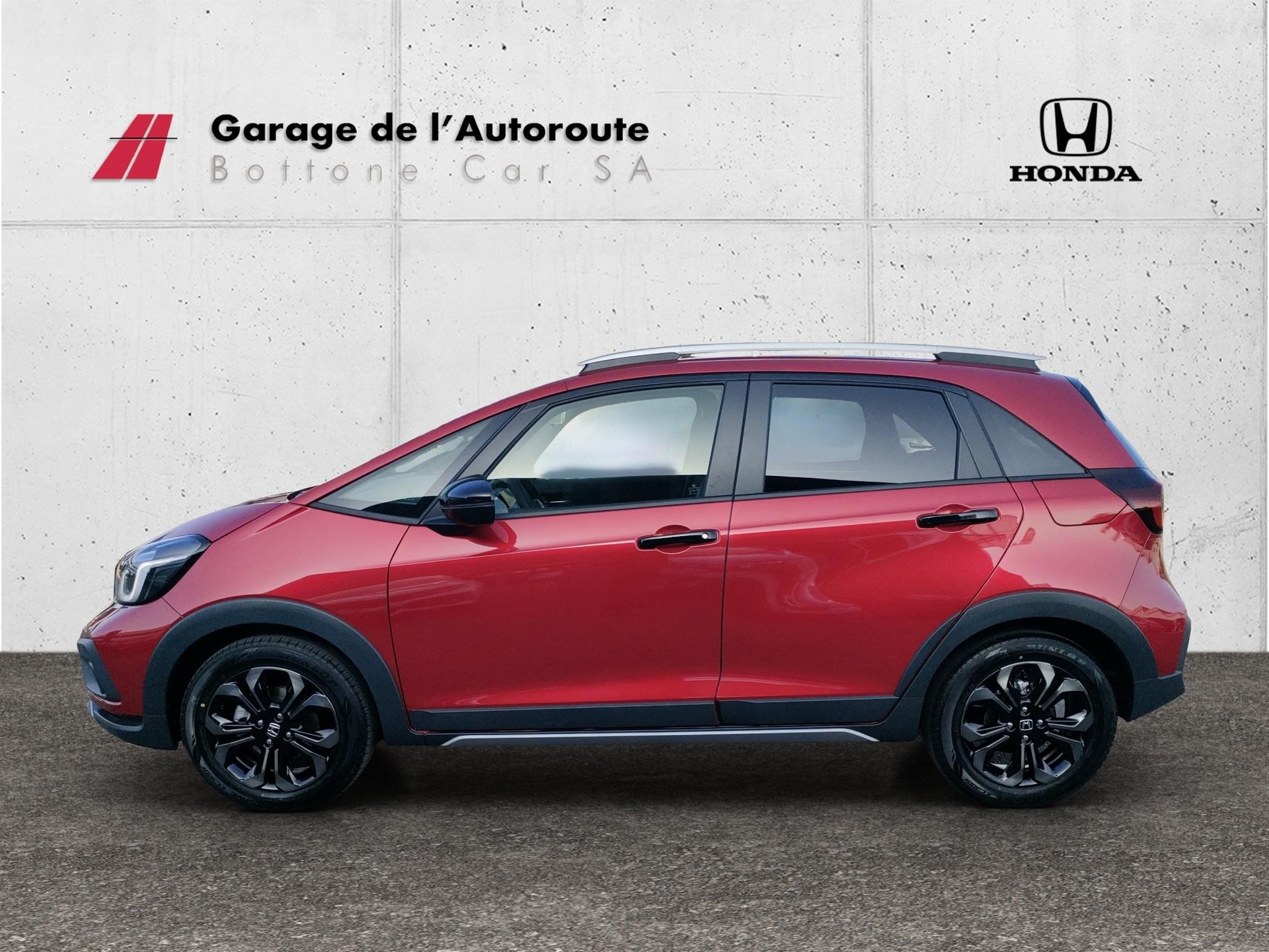 HONDA Jazz 1.5 i-MMD Crosstar Advance-showroom-element-1
