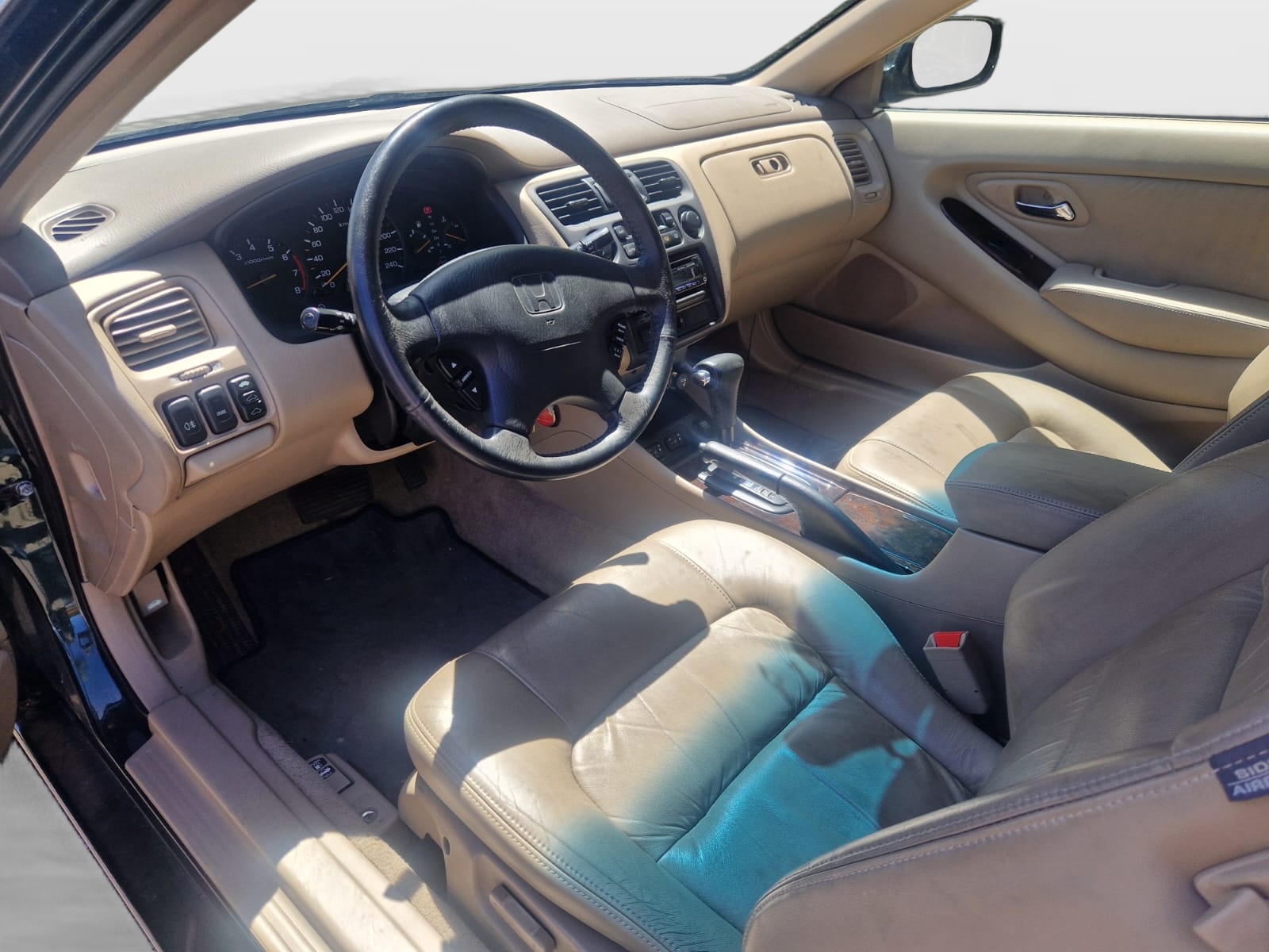 HONDA Accord Coupé V6 3.0i VTEC-image-6