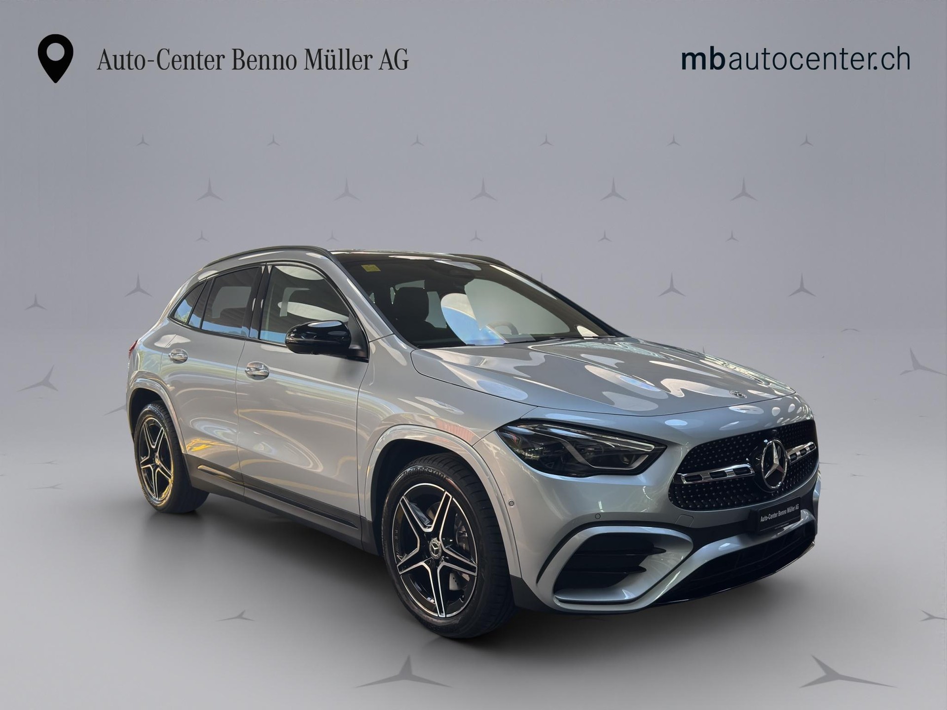 MERCEDES-BENZ GLA 250 Swiss Star AMG Line 4matic-image-6
