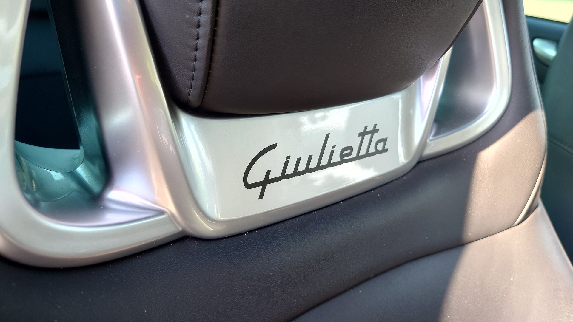 ALFA ROMEO Giulietta 1750 TBi Quadrifoglio Verde TCT-image-15