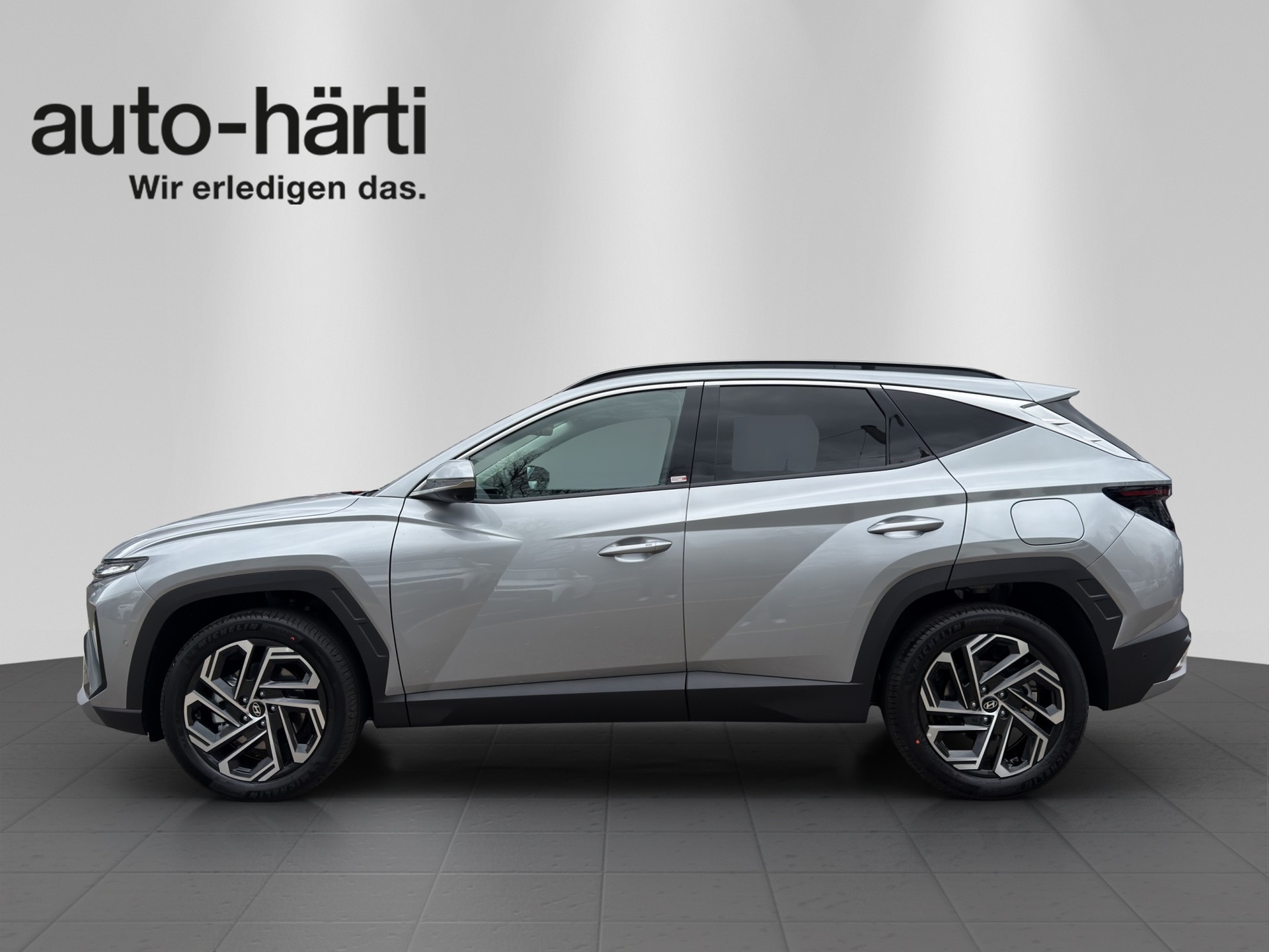HYUNDAI Tucson 1.6 HEV VeSwEd 4WD-showroom-element-1