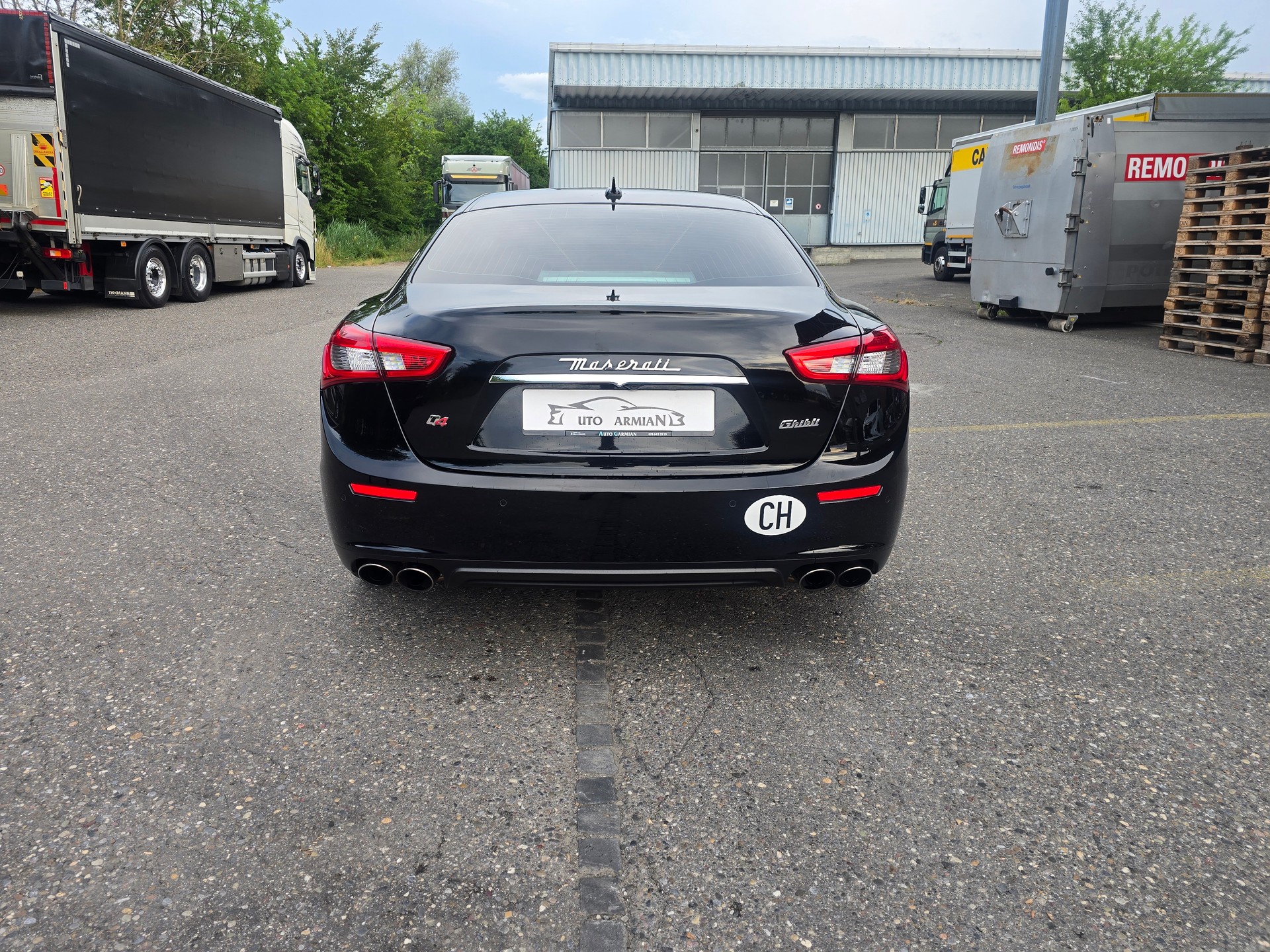 MASERATI Ghibli S Q4 3.0 V6 Automatica-showroom-element-3