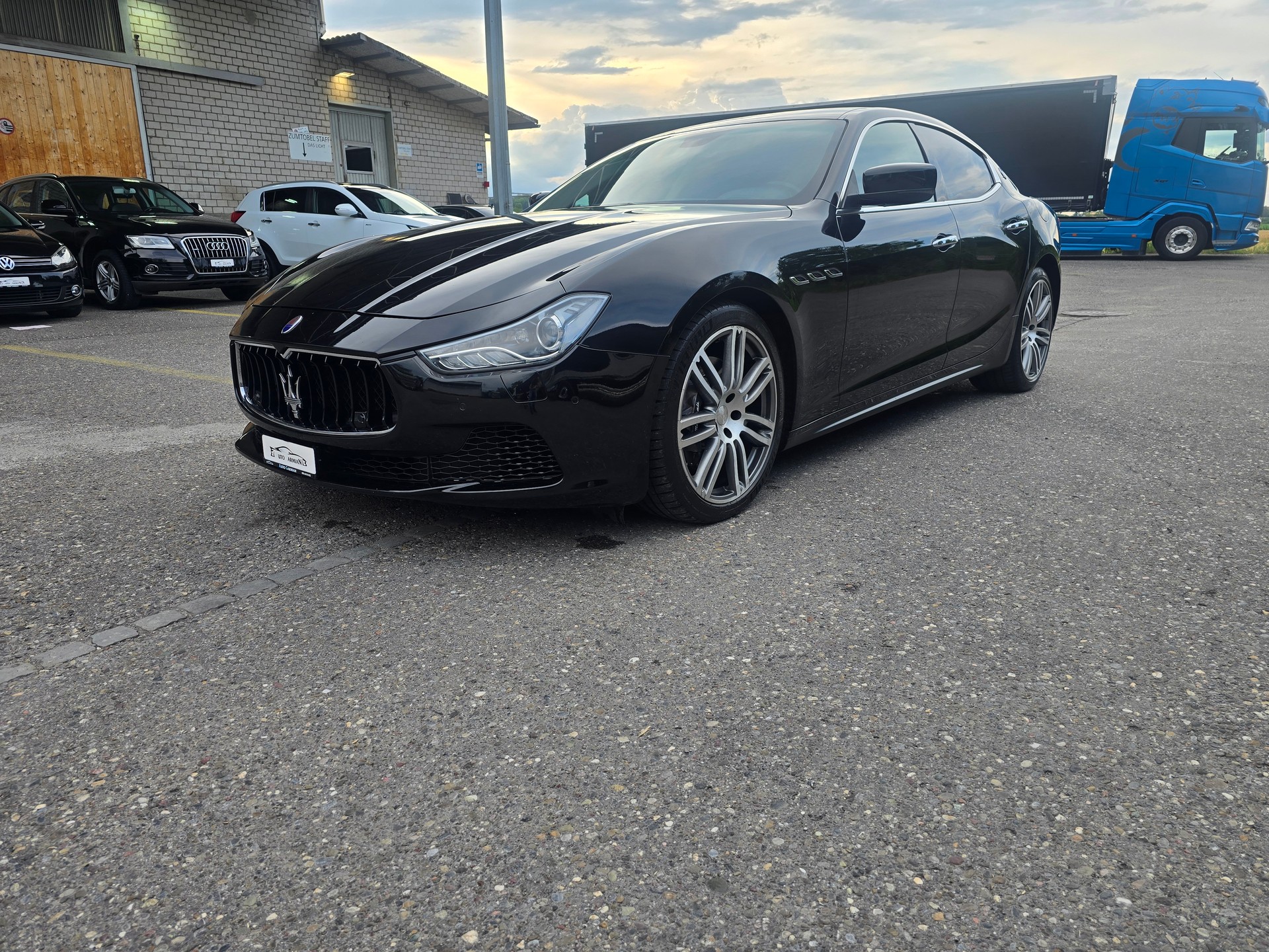 MASERATI Ghibli S Q4 3.0 V6 Automatica-showroom-element-2