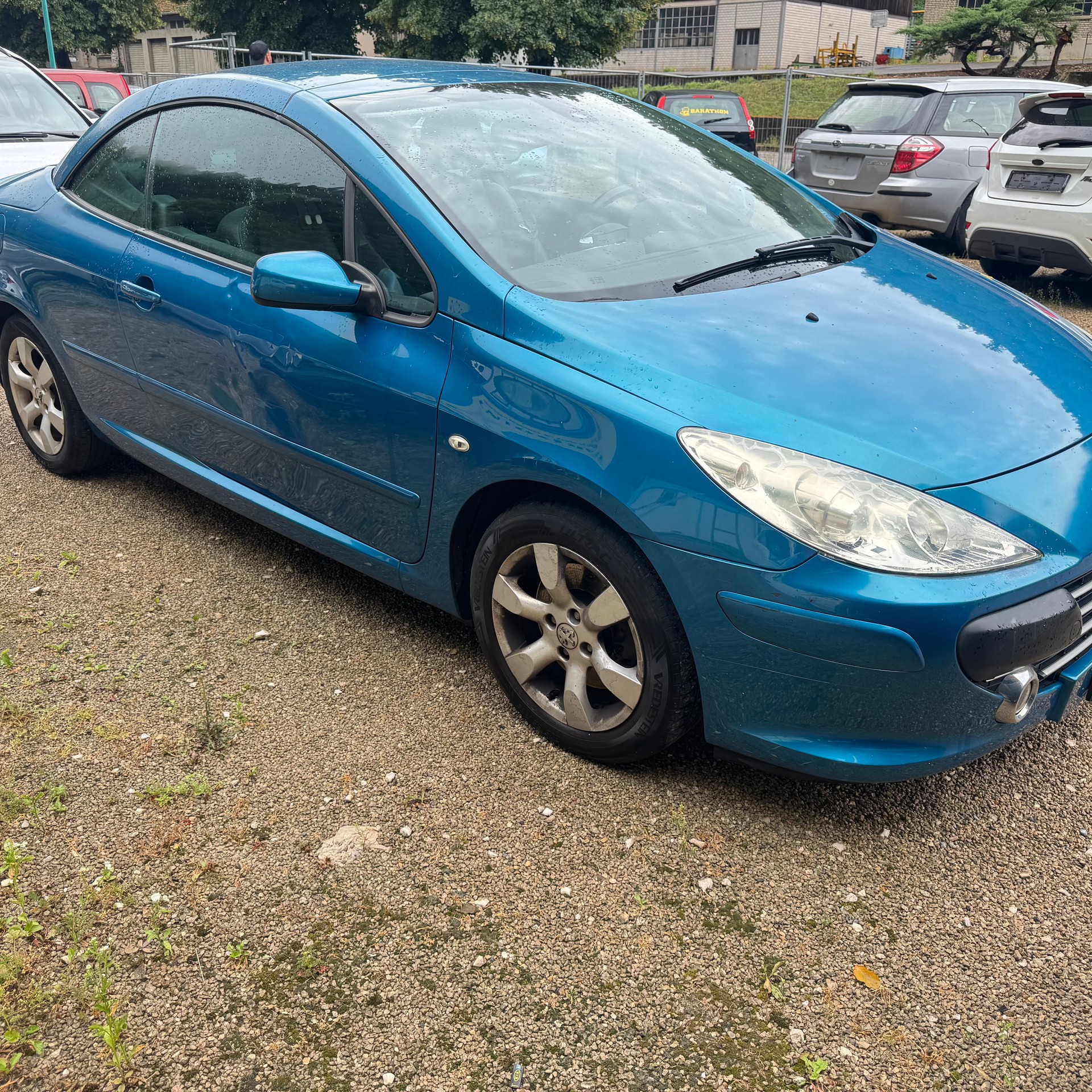 PEUGEOT 307 CC 2.0 HDI Platinum Edition-image-1