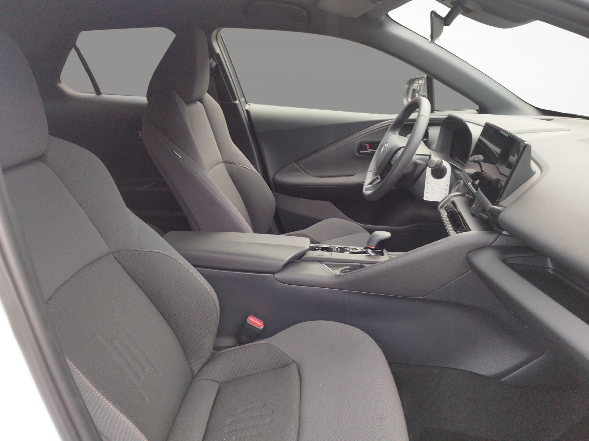 TOYOTA C-HR 2.0 PHEV Swiss Edition-image-10