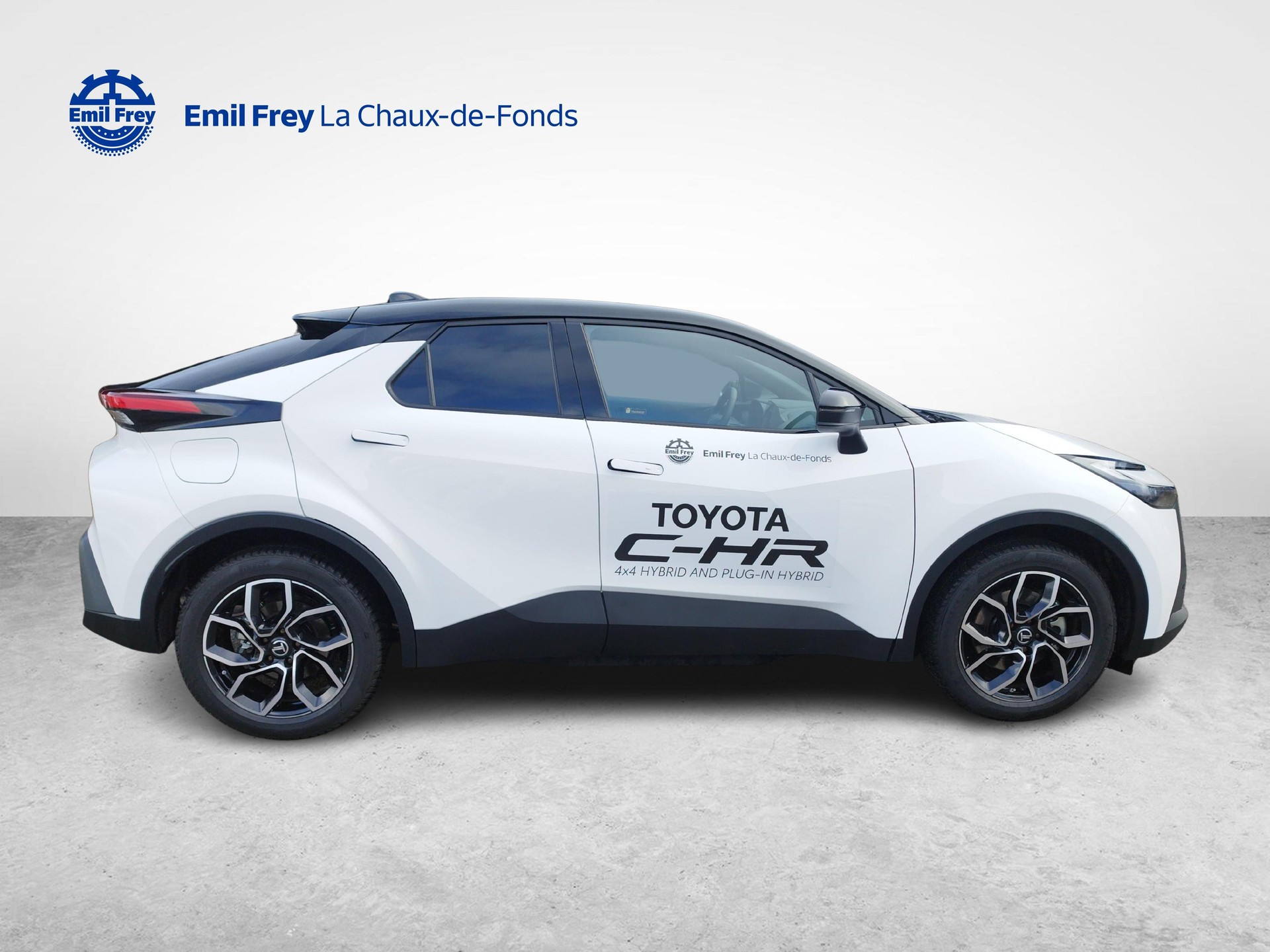 TOYOTA C-HR 2.0 PHEV Swiss Edition-image-6