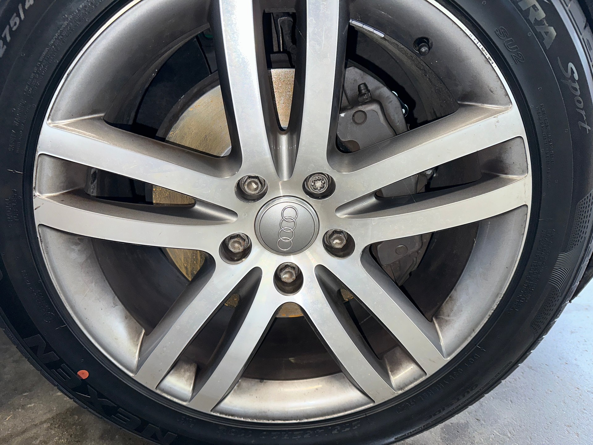 AUDI Q7 4.2 FSI quattro tiptronic-image-15