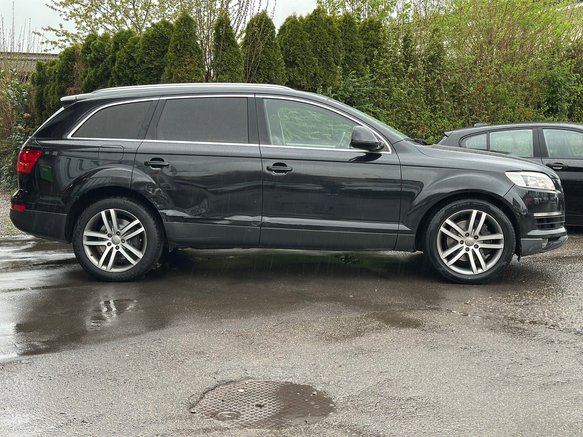 AUDI Q7 4.2 FSI quattro tiptronic-image-2