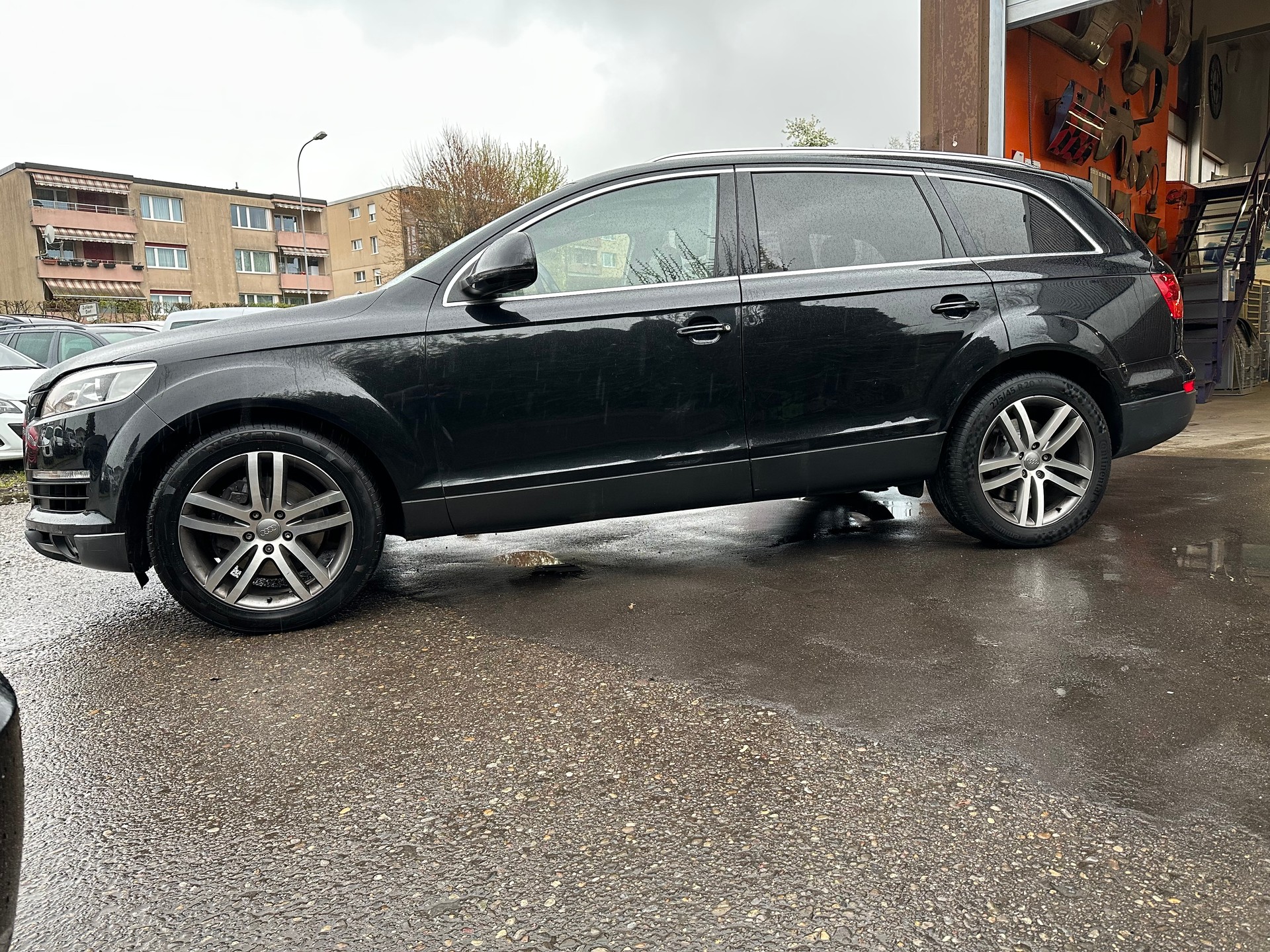 AUDI Q7 4.2 FSI quattro tiptronic-image-7
