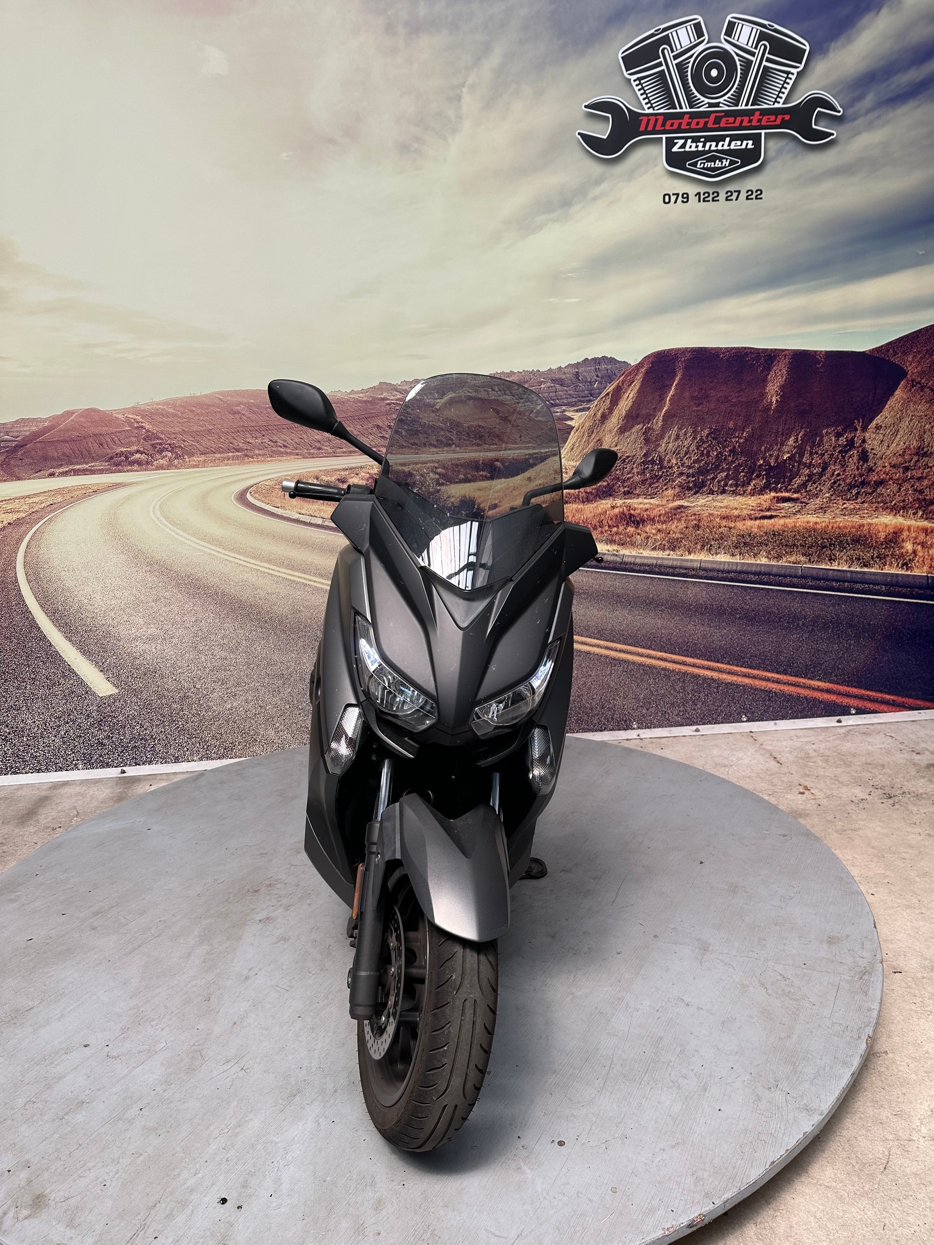 YAMAHA X-Max 400 ABS-image-2