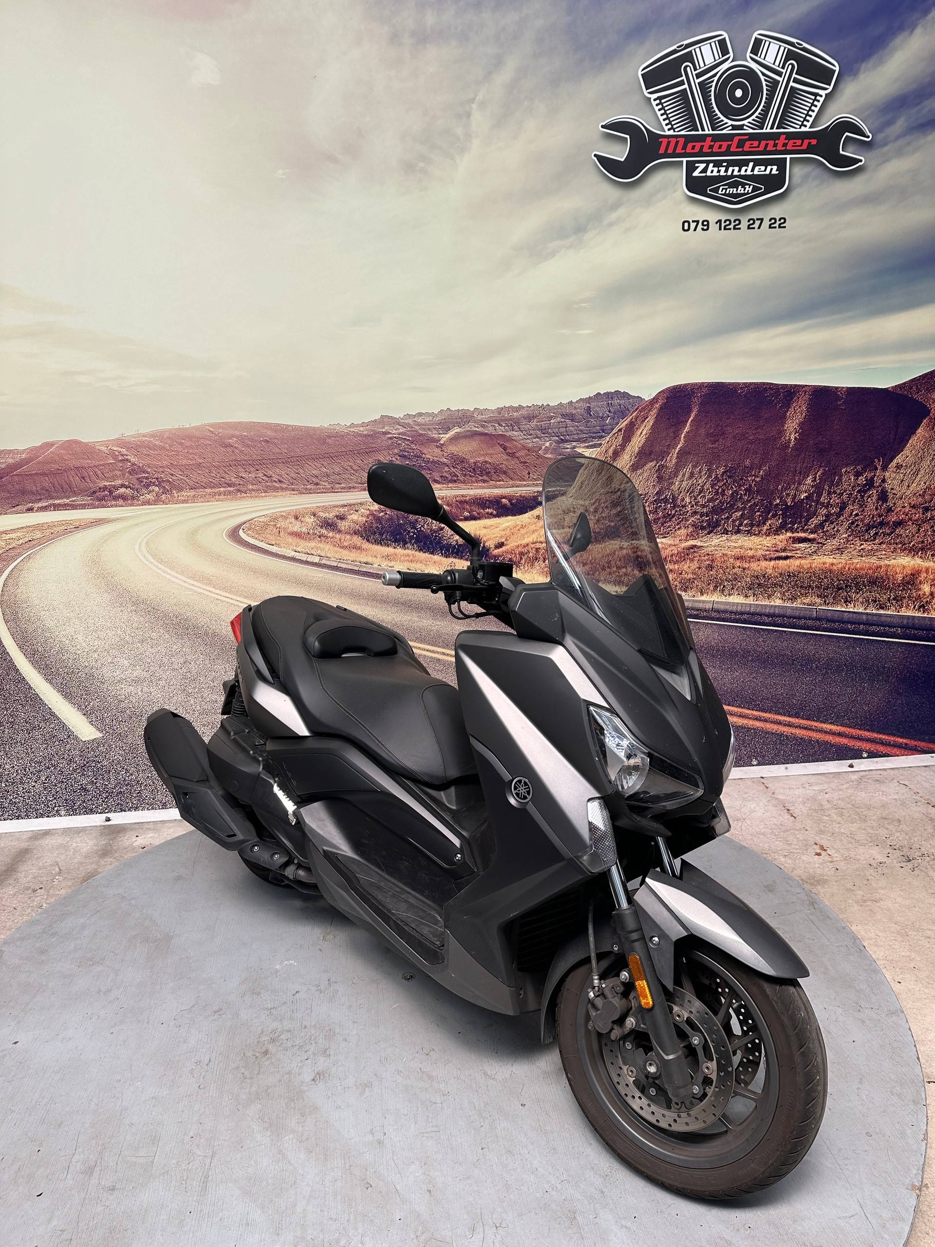 YAMAHA X-Max 400 ABS-image-1