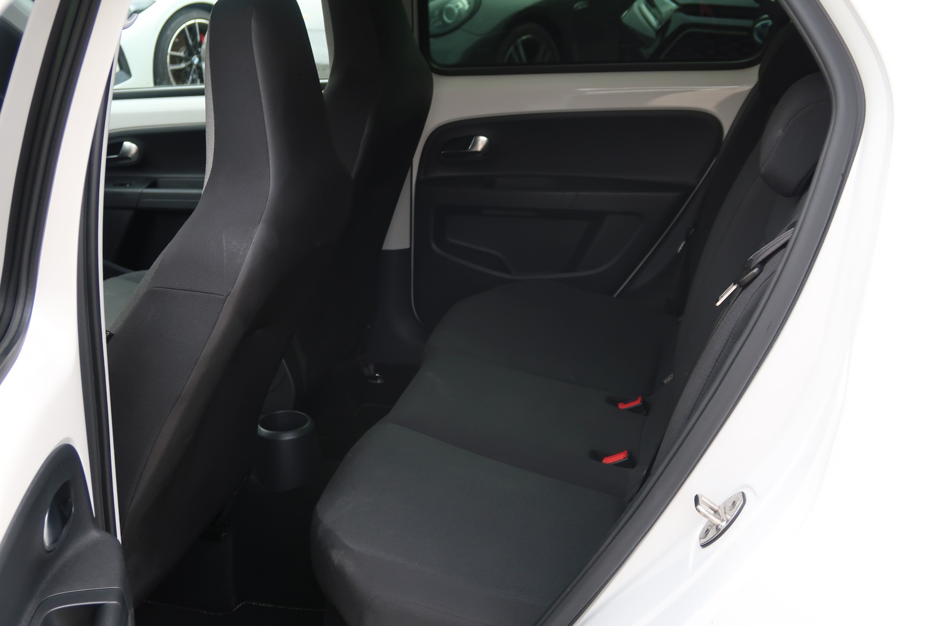 VW Up 1.0 move up-image-9