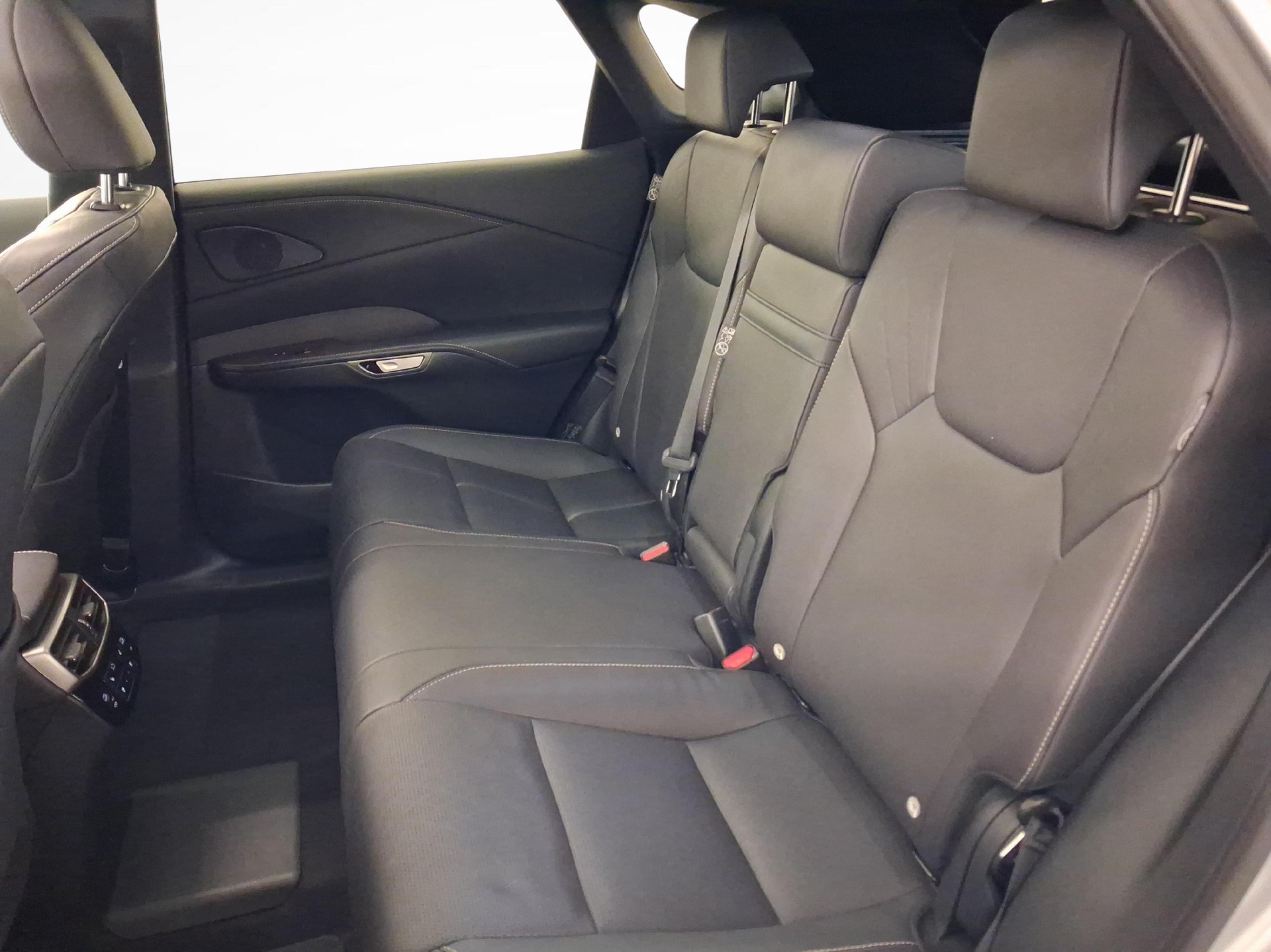 LEXUS RX 450h+ Comfort-image-10