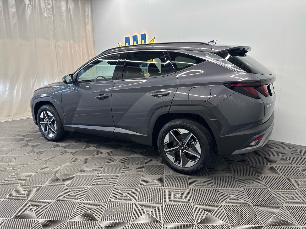 HYUNDAI Tucson 1.6 TGDI DCT Style-showroom-element-1