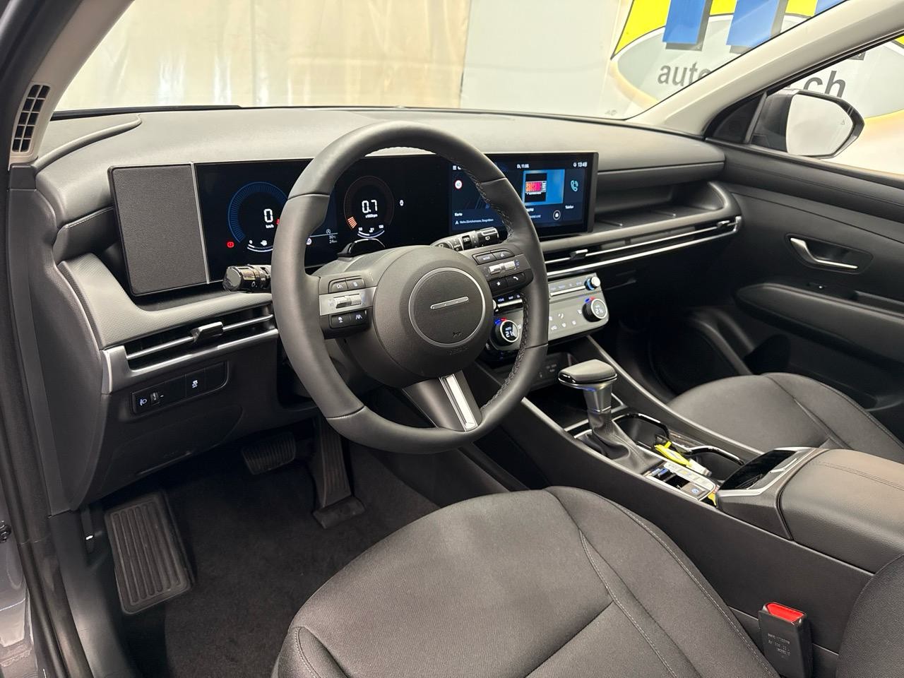 HYUNDAI Tucson 1.6 TGDI DCT Style-showroom-element-2