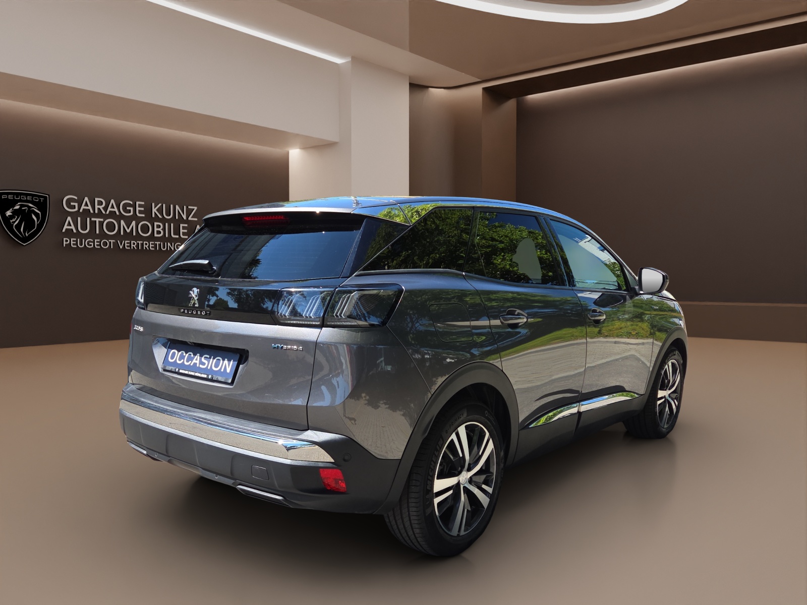 PEUGEOT 3008 300e Hybrid4 Allure Pack EAT8-showroom-element-3
