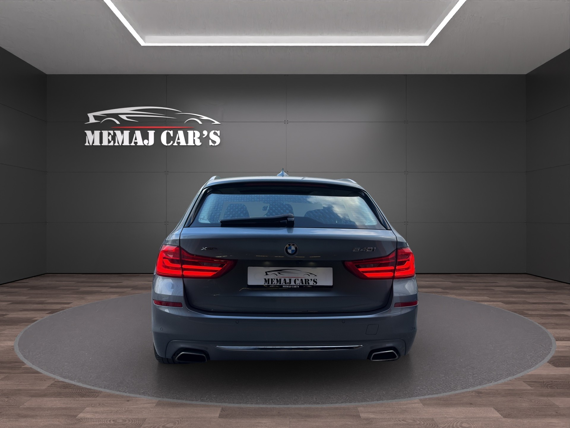 BMW 540i xDrive Touring Luxury Line Steptronic-image-7