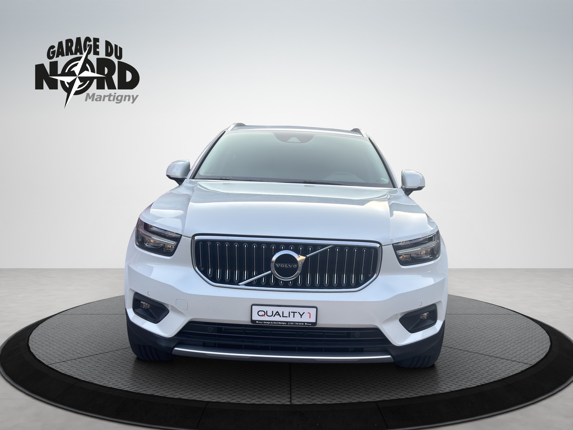 VOLVO XC40 T3 Inscription Geartronic-showroom-element-1
