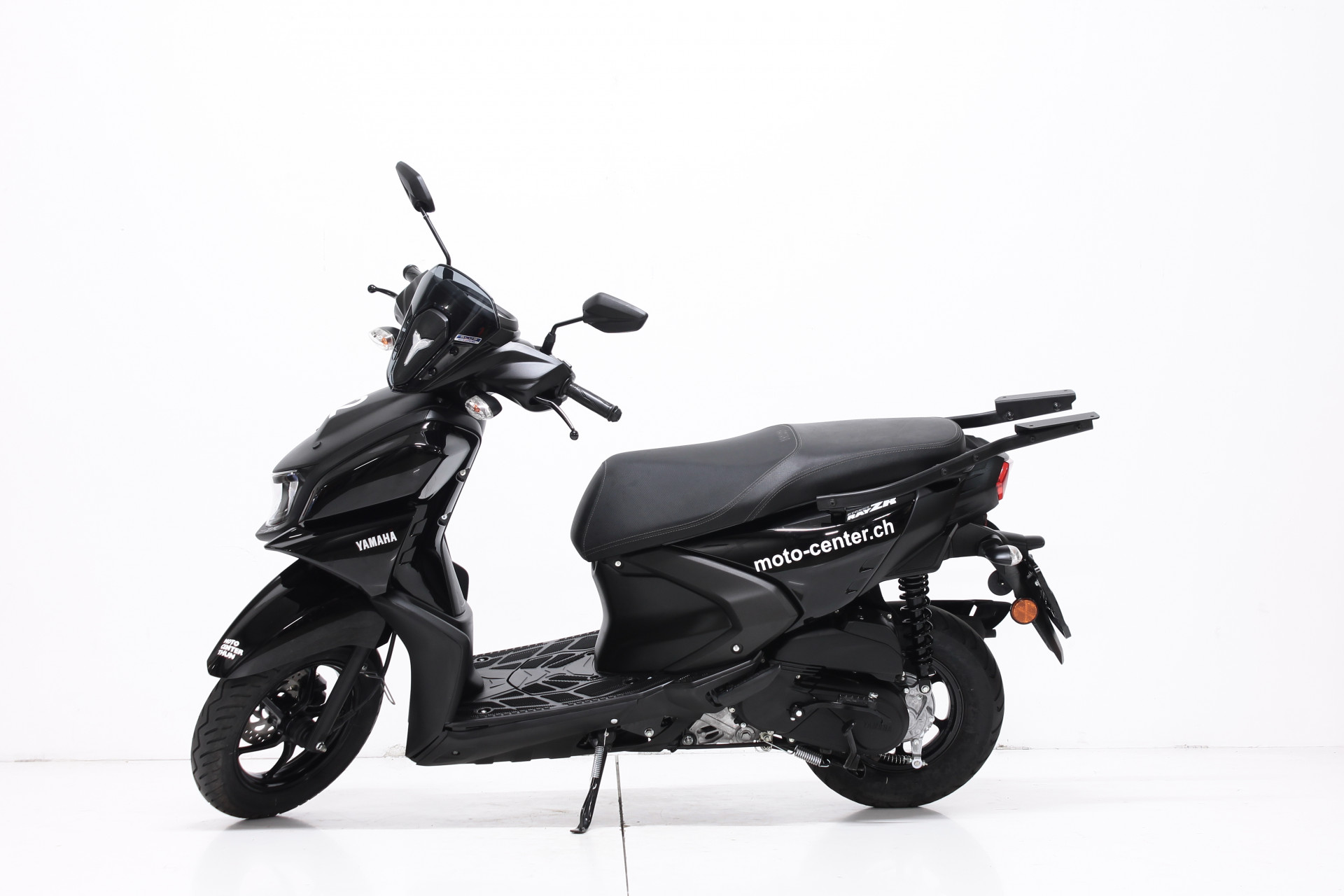 YAMAHA LCG 125 RayZR-image-4