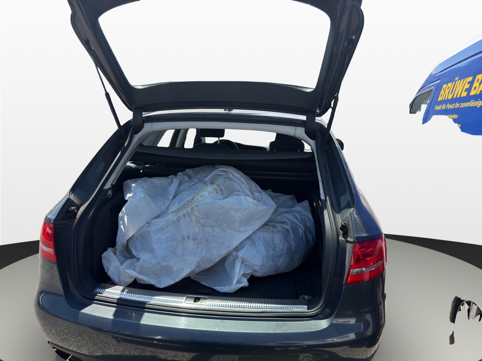 AUDI A4 Avant 1.8 TFSI quattro-image-11