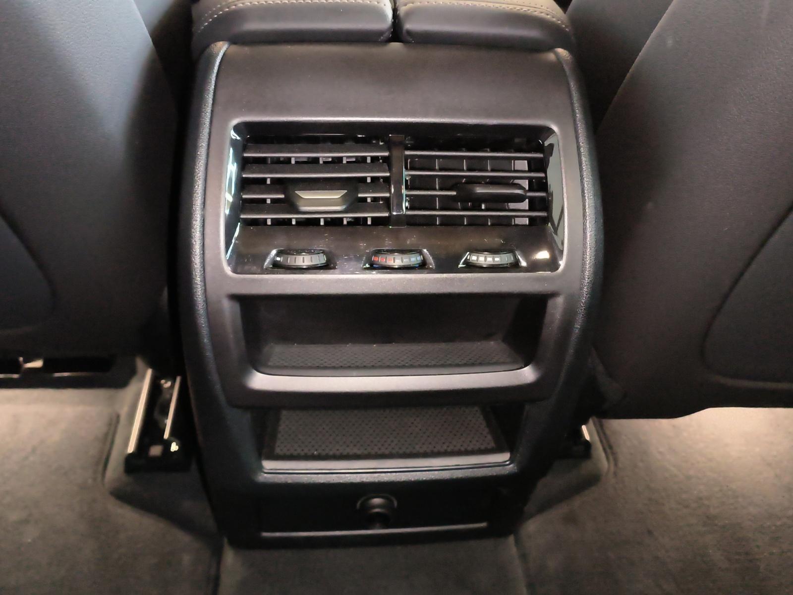 BMW X5 30d xDrive SAG-image-21