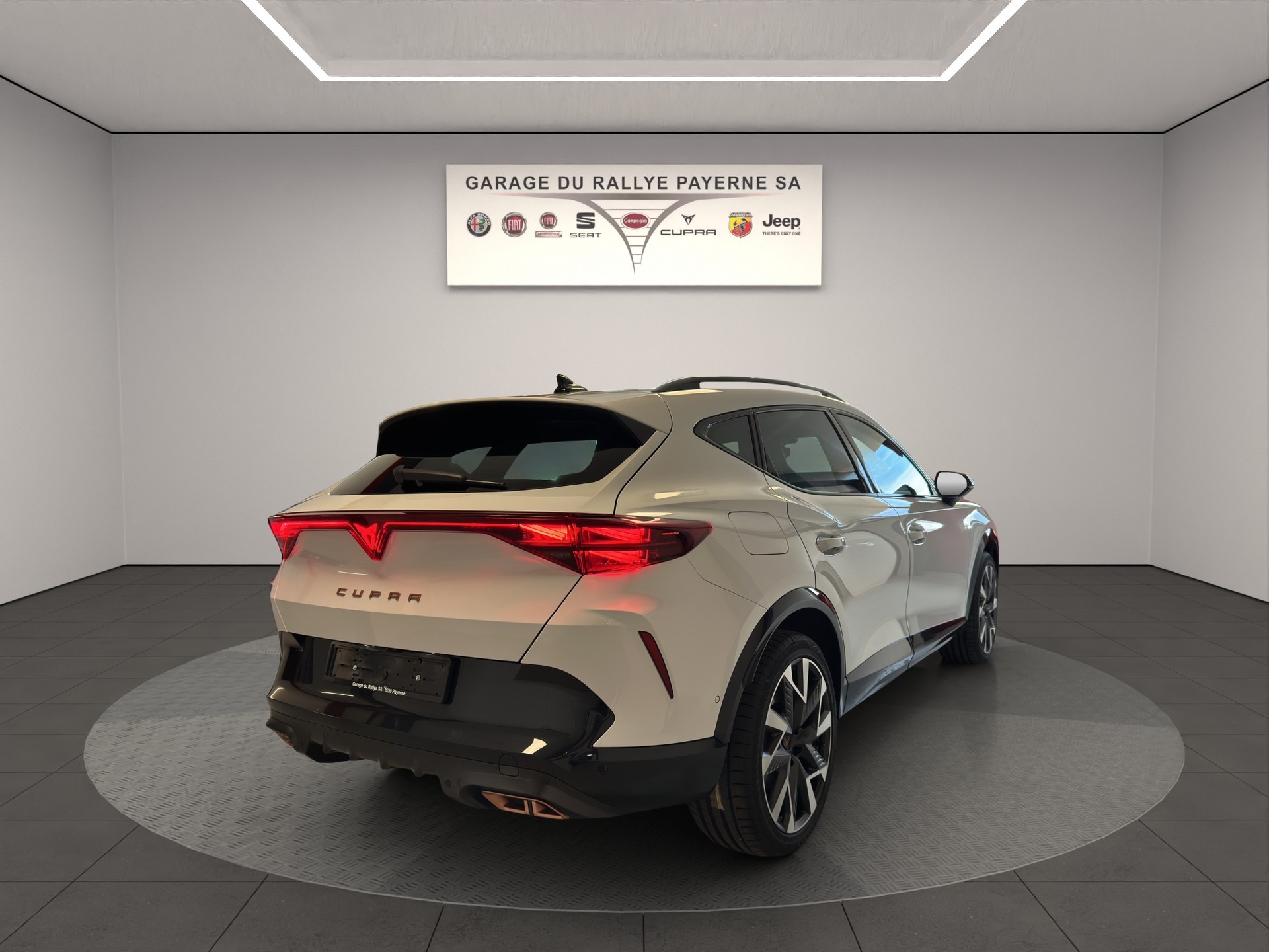 CUPRA Formentor 1.5 e-HYBRID pHEV VZ DSG-image-4