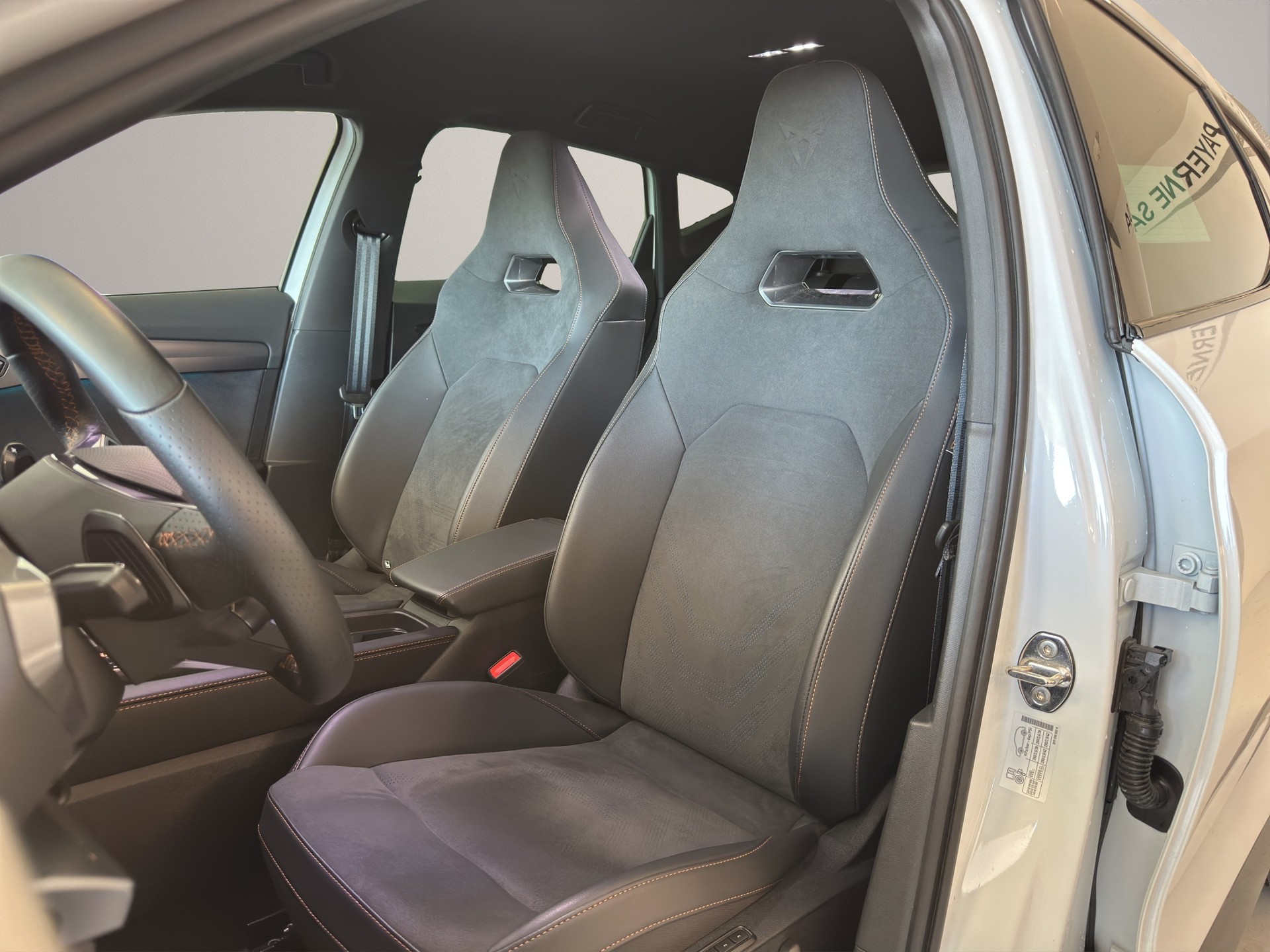 CUPRA Formentor 1.5 e-HYBRID pHEV VZ DSG-image-7
