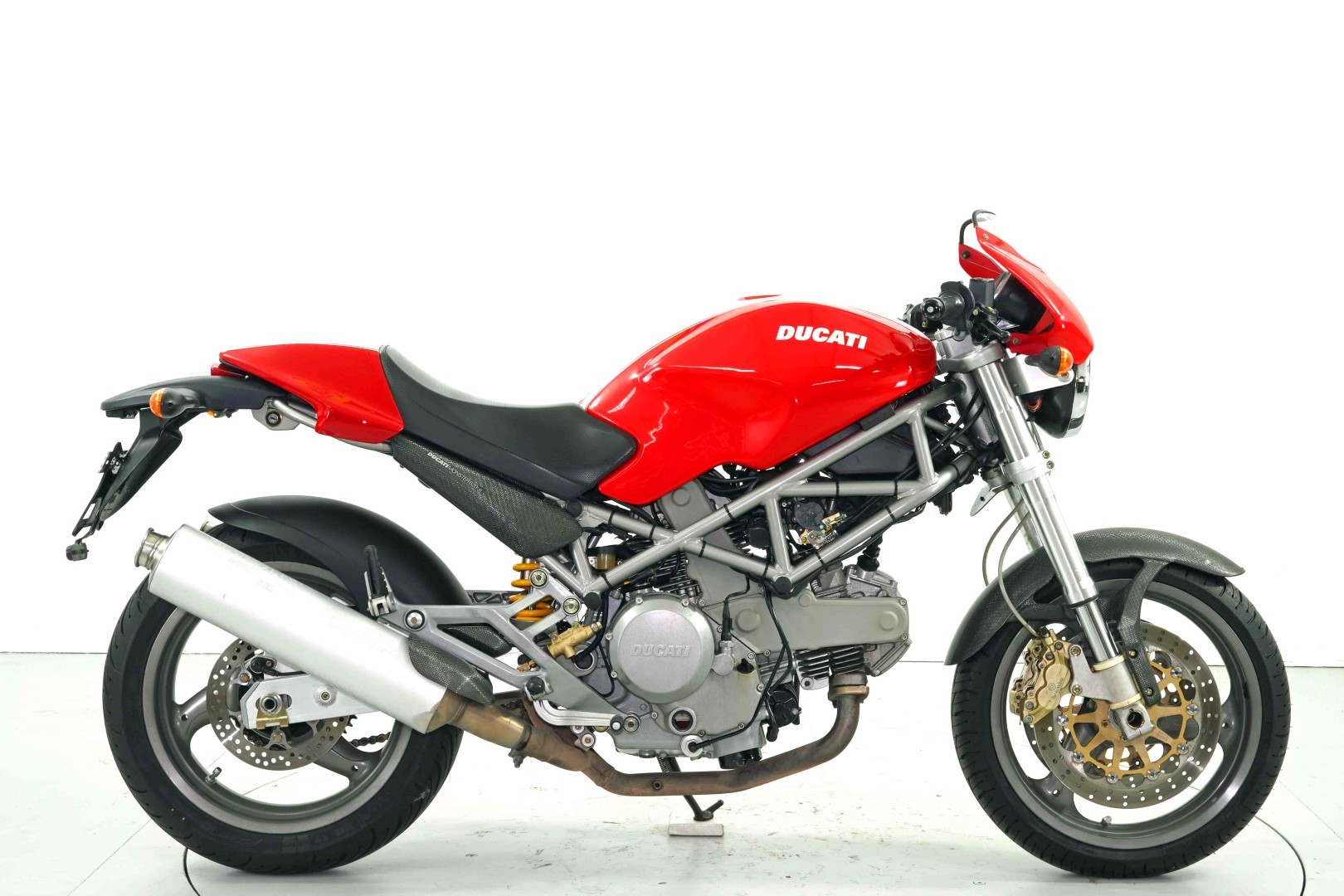 DUCATI M620 i.e.-showroom-element-3