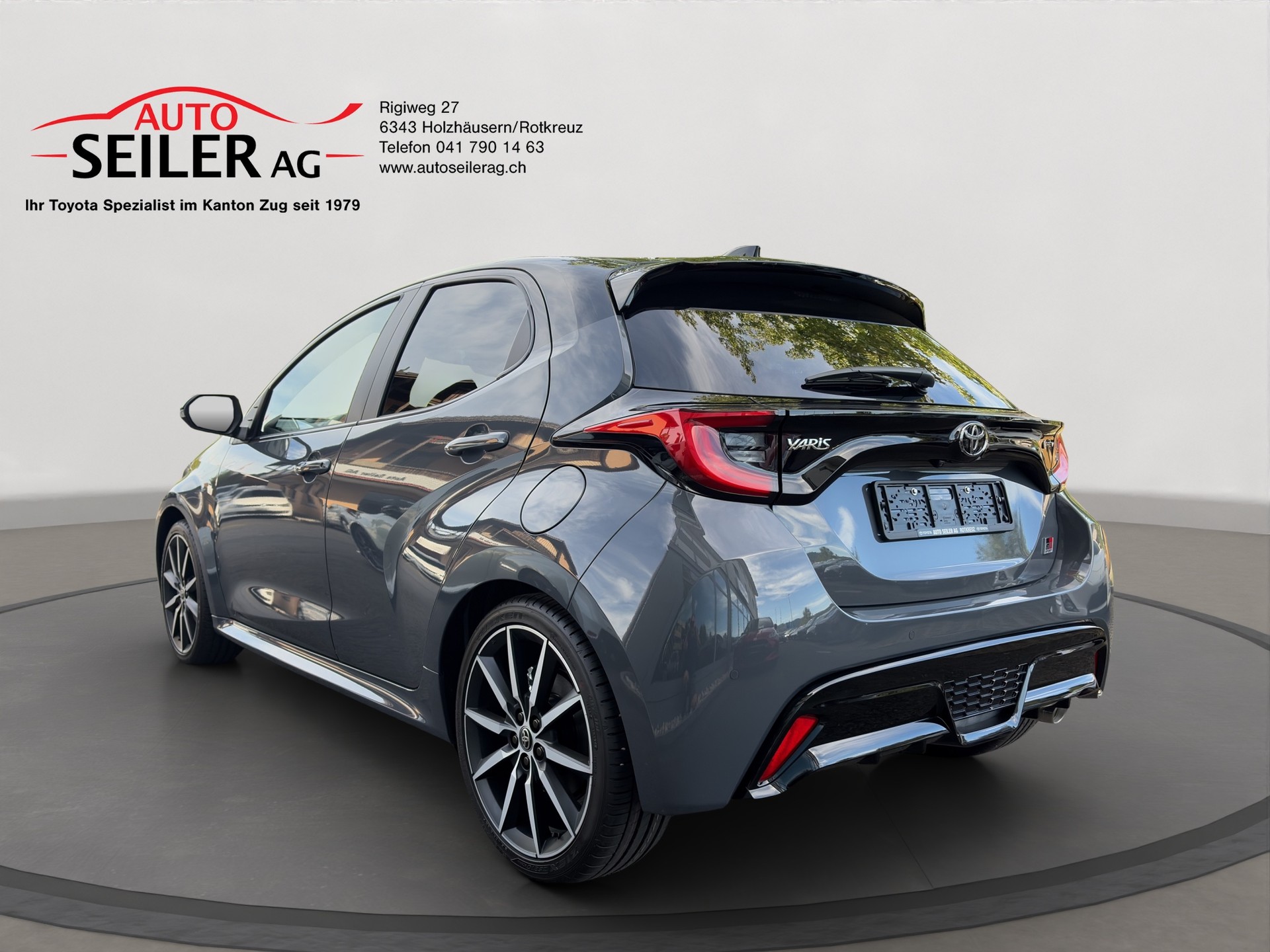 TOYOTA Yaris 1.5 GR Sport e-CVT-showroom-element-2
