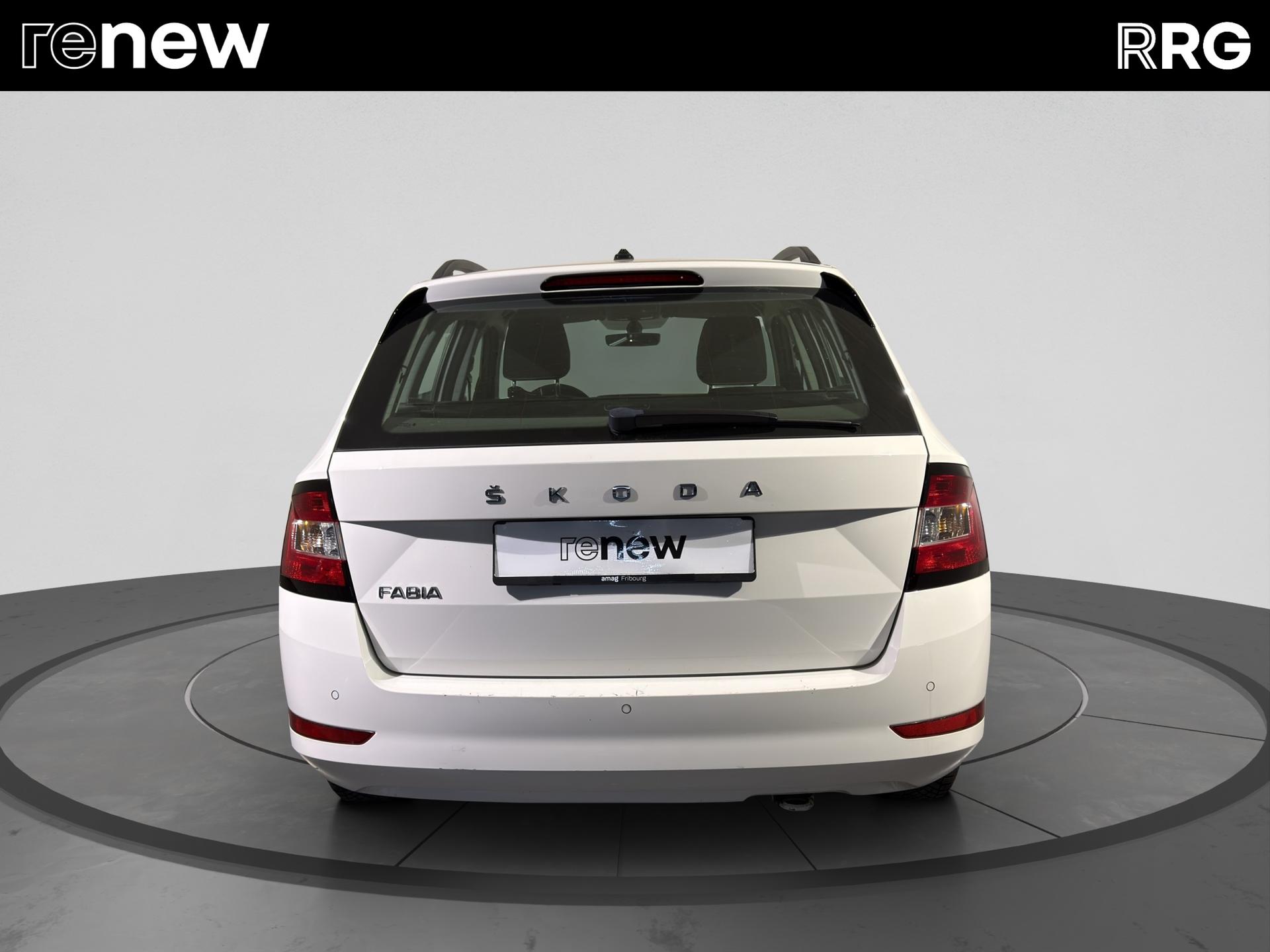 SKODA Fabia Combi 1.0 TSI Ambition-showroom-element-3
