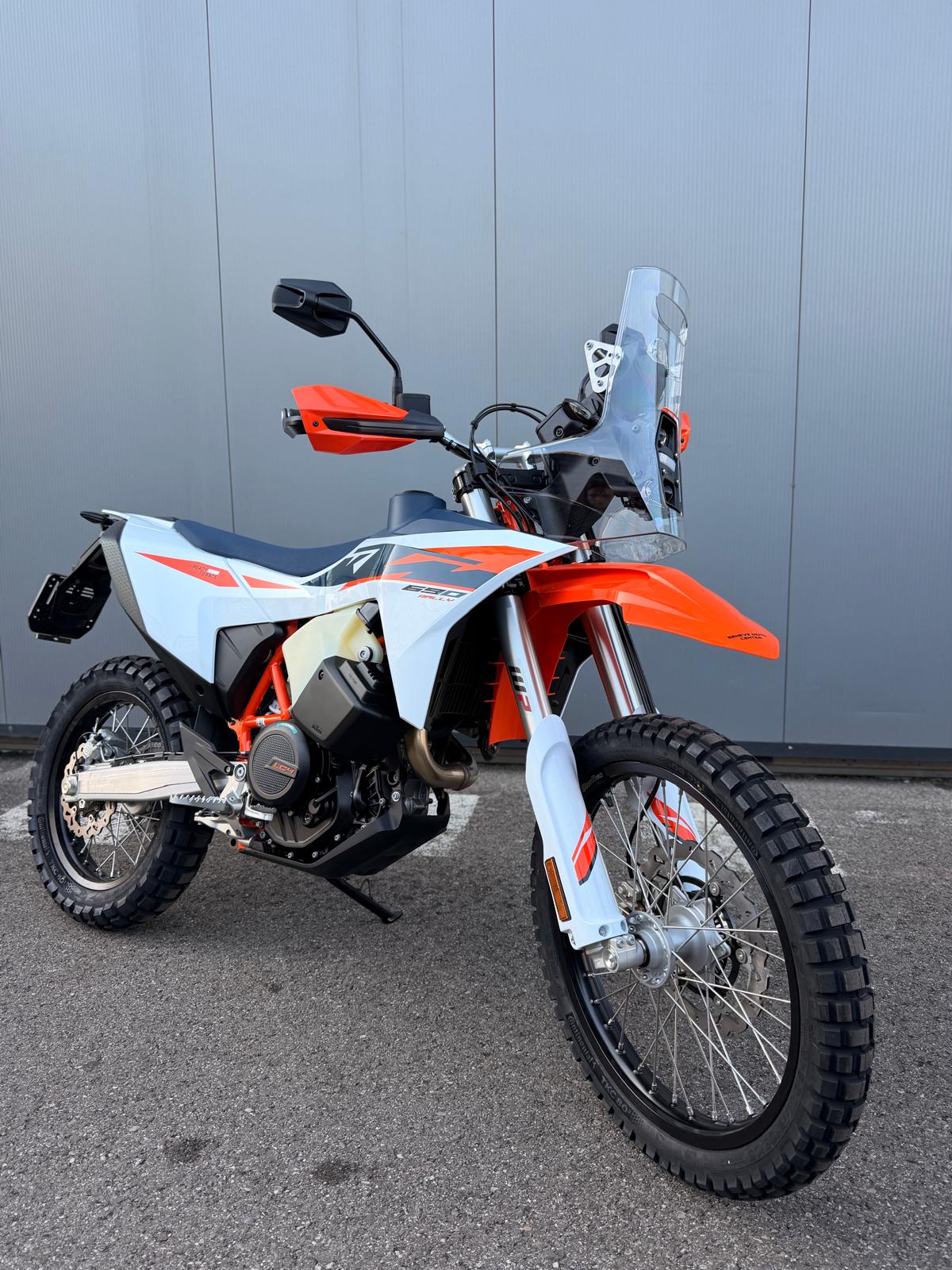 KTM 690 RALLY MY27-showroom-element-3