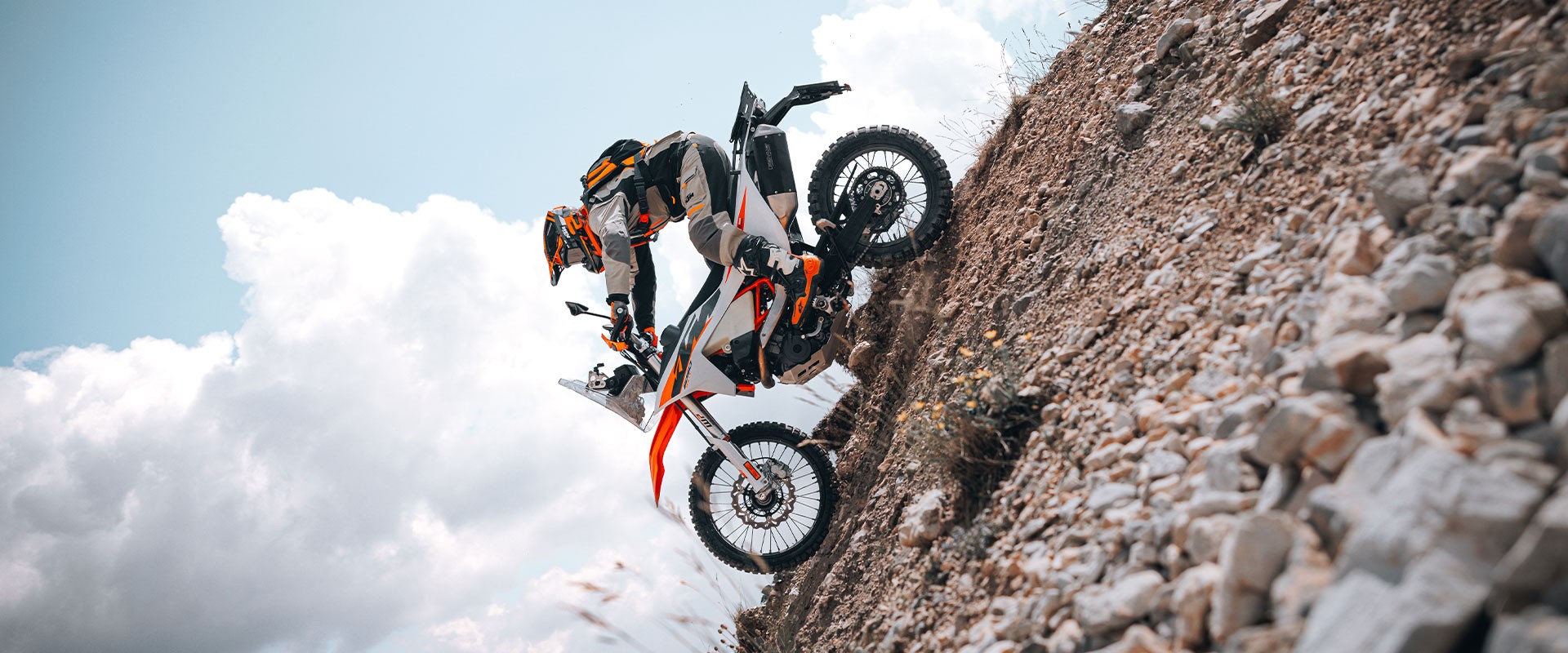 KTM 690 RALLY MY27-image-8