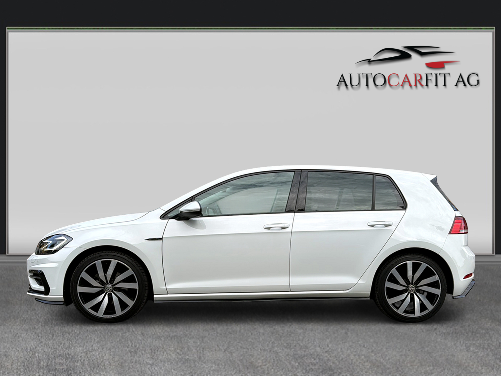 VW Golf 1.5 TSI EVO Highline DSG-showroom-element-2