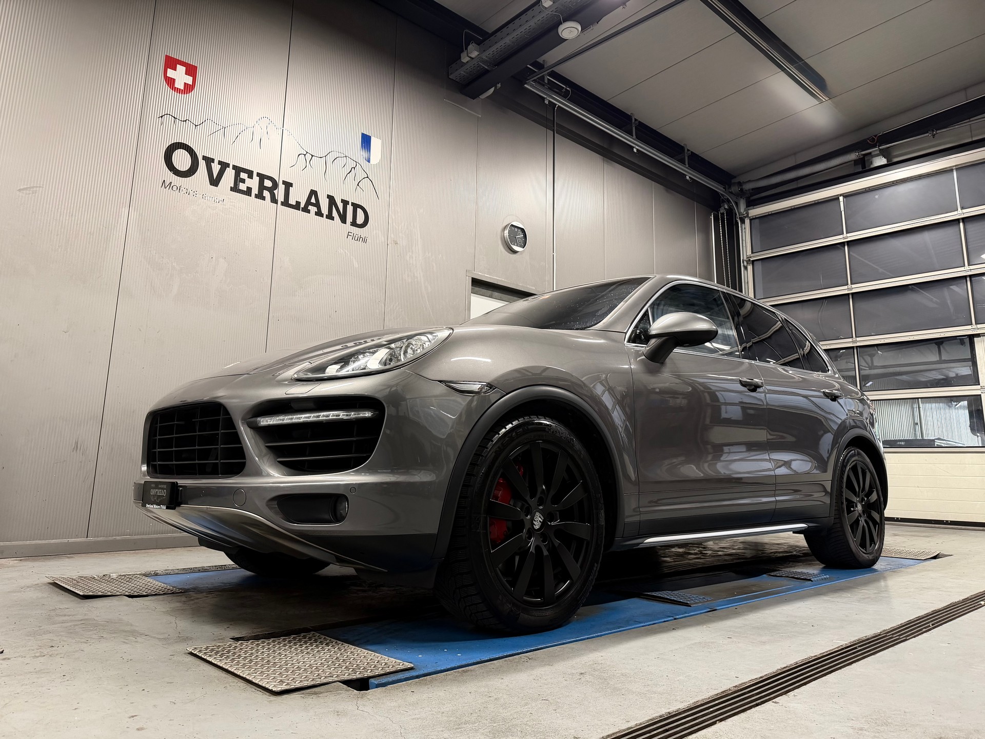 PORSCHE Cayenne Turbo