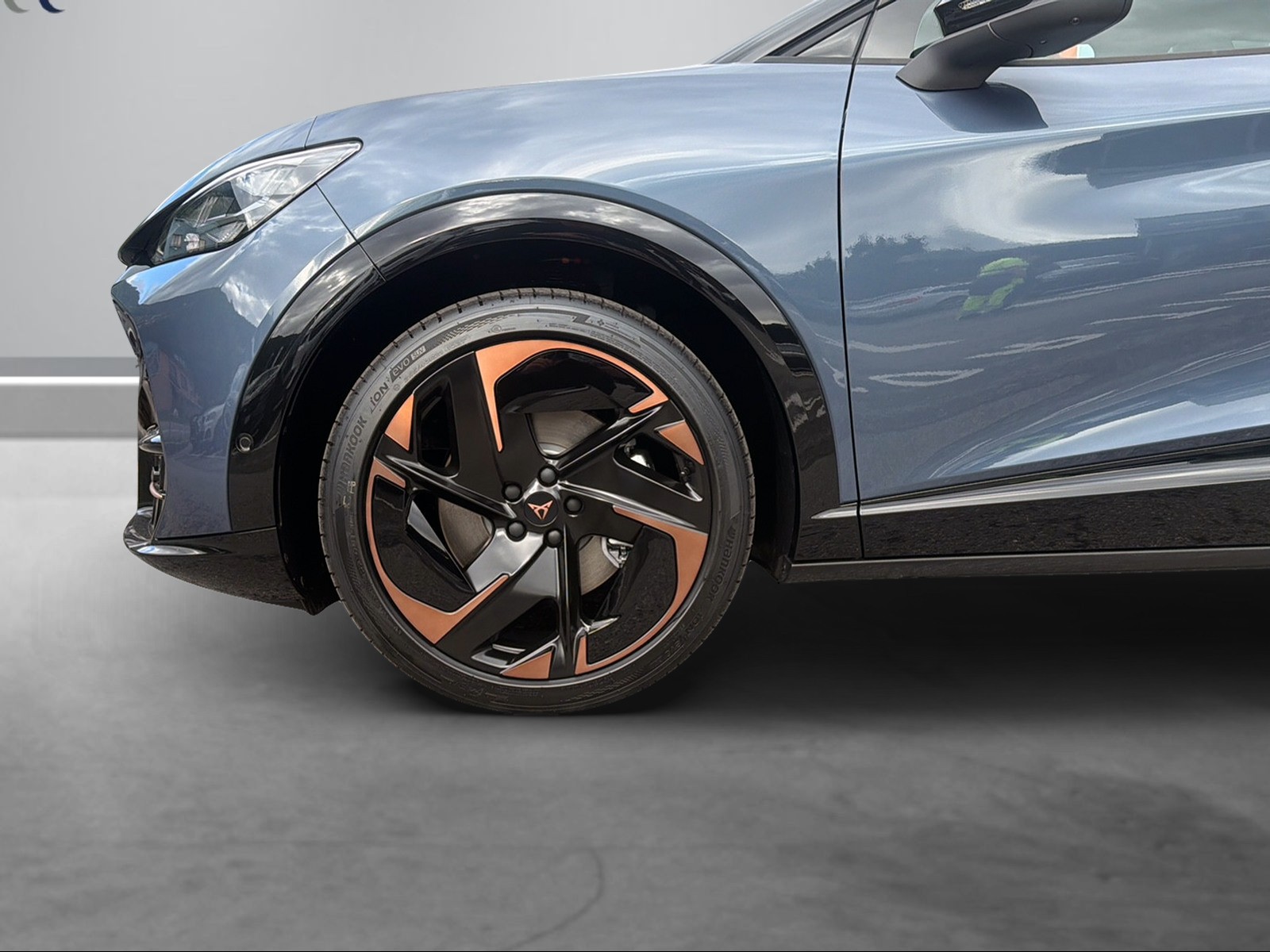 CUPRA Tavascan Type 9 77 kWh Adrenaline Prime Edition-showroom-element-2
