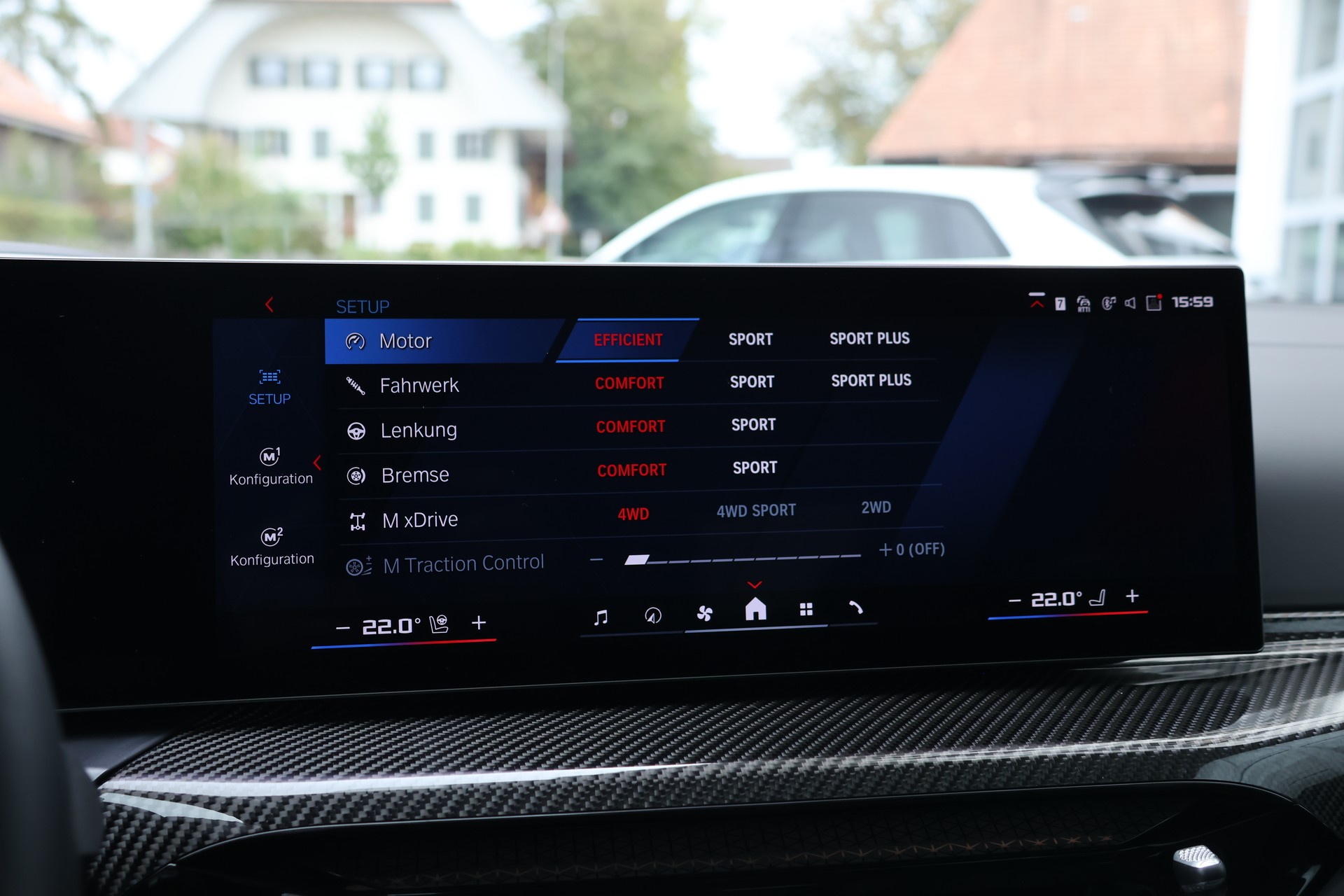 BMW M4 Coupé Competition M xDrive (CH)-image-29