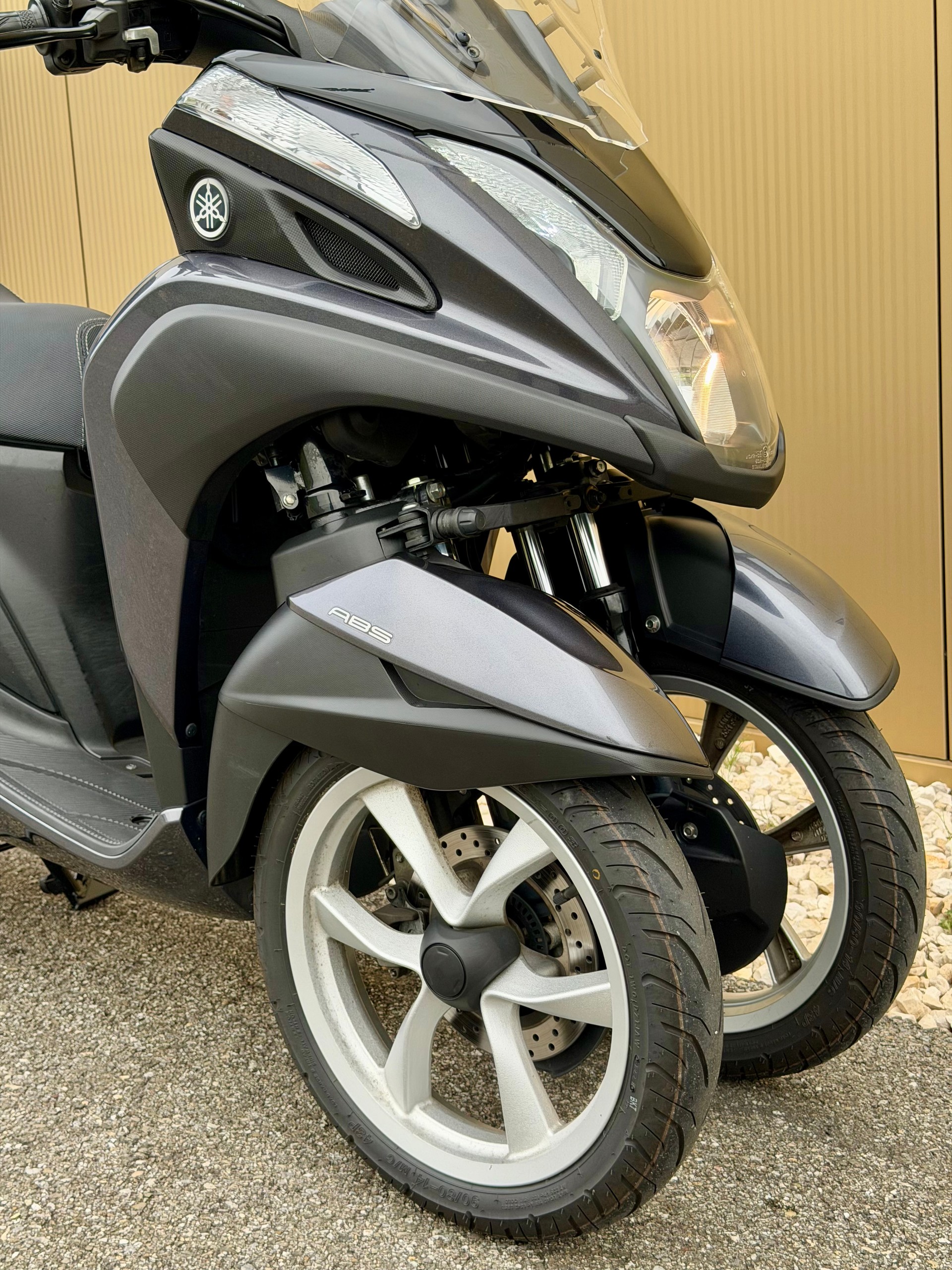 YAMAHA Tricity MW 125 UBS-image-1