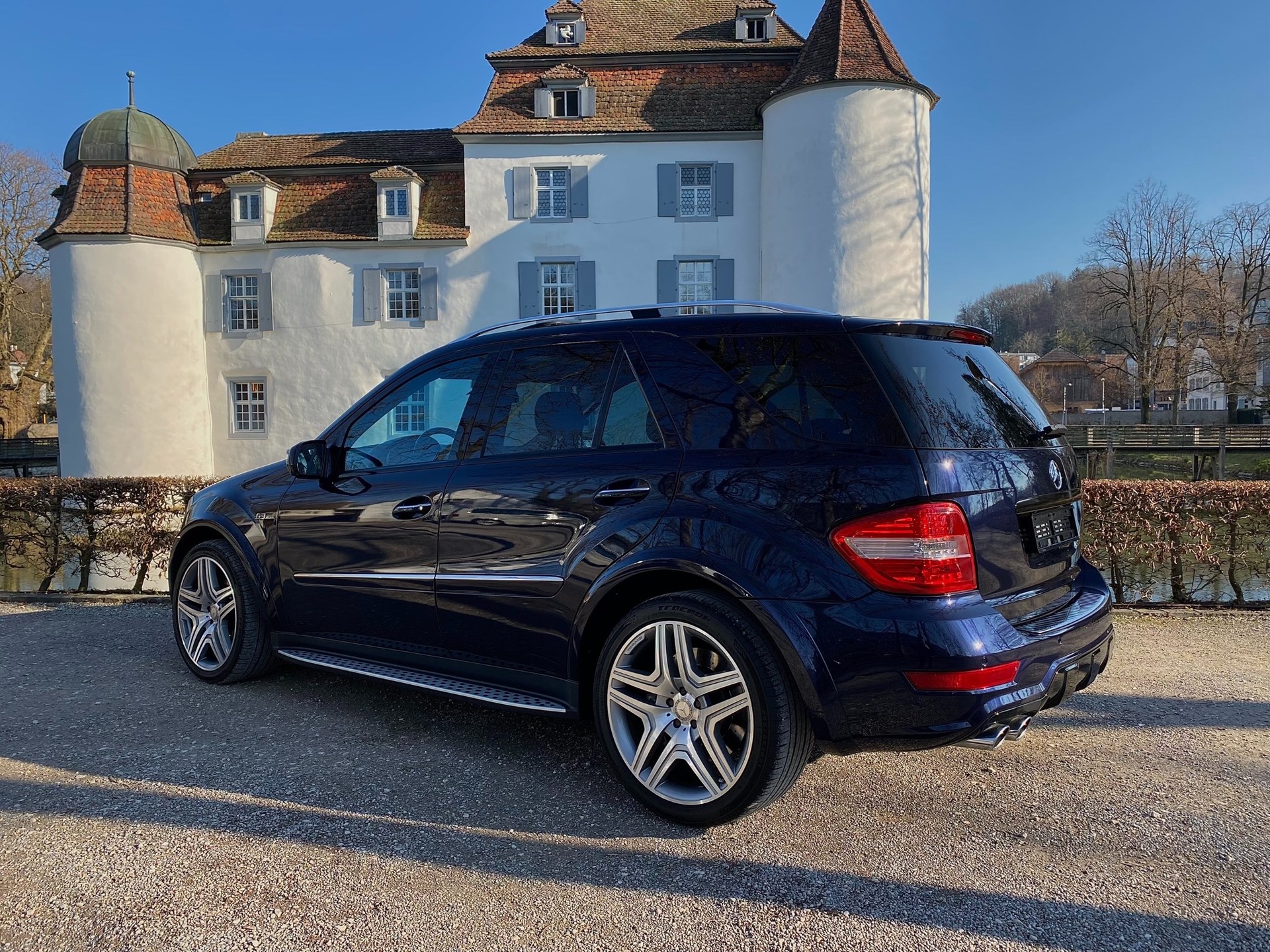 MERCEDES-BENZ ML 63 AMG 4Matic 7G-Tronic-image-2