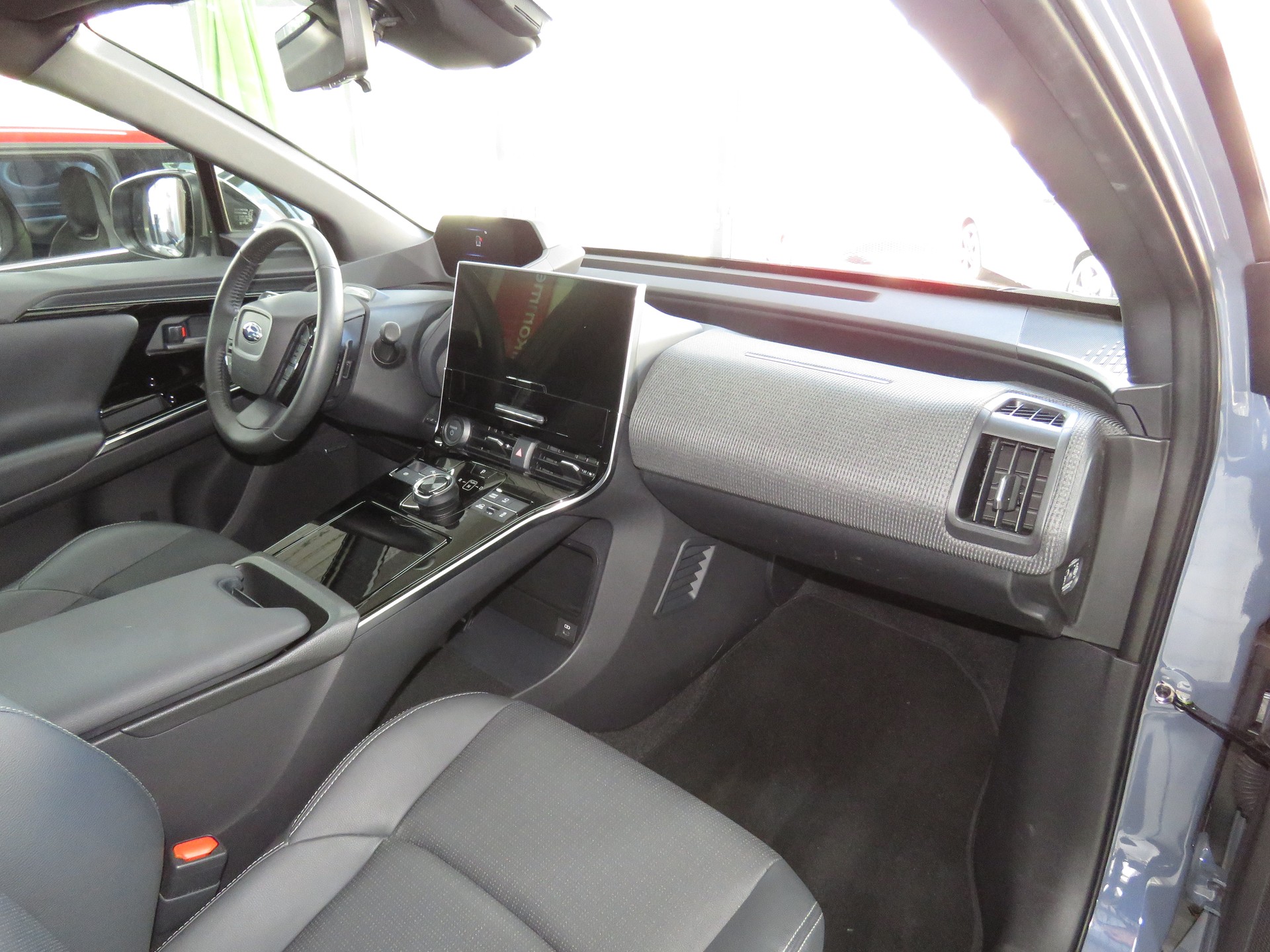 SUBARU Solterra eV Luxury 71,4 kWh AWD (Automat)-image-9