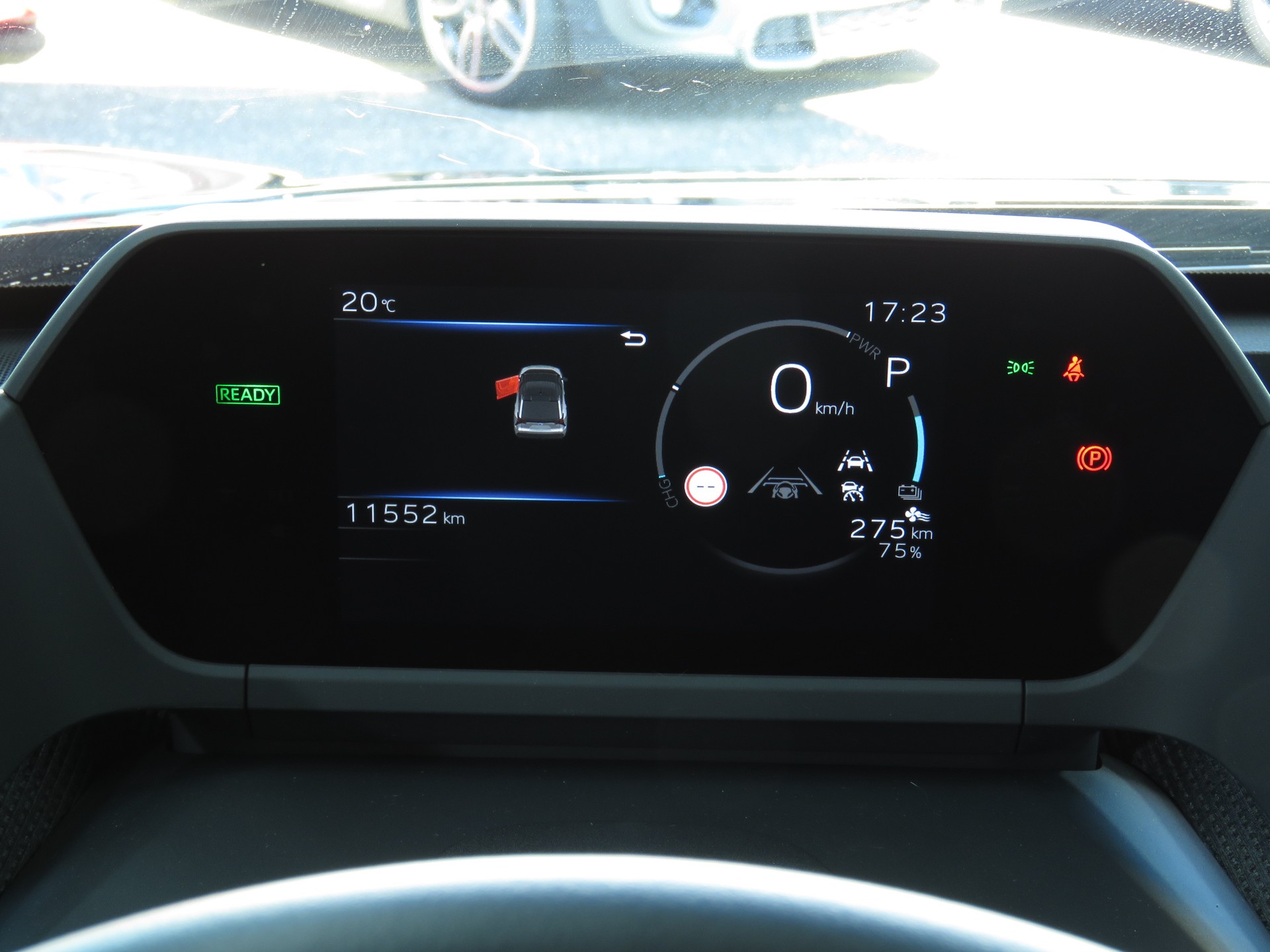 SUBARU Solterra eV Luxury 71,4 kWh AWD (Automat)-image-14